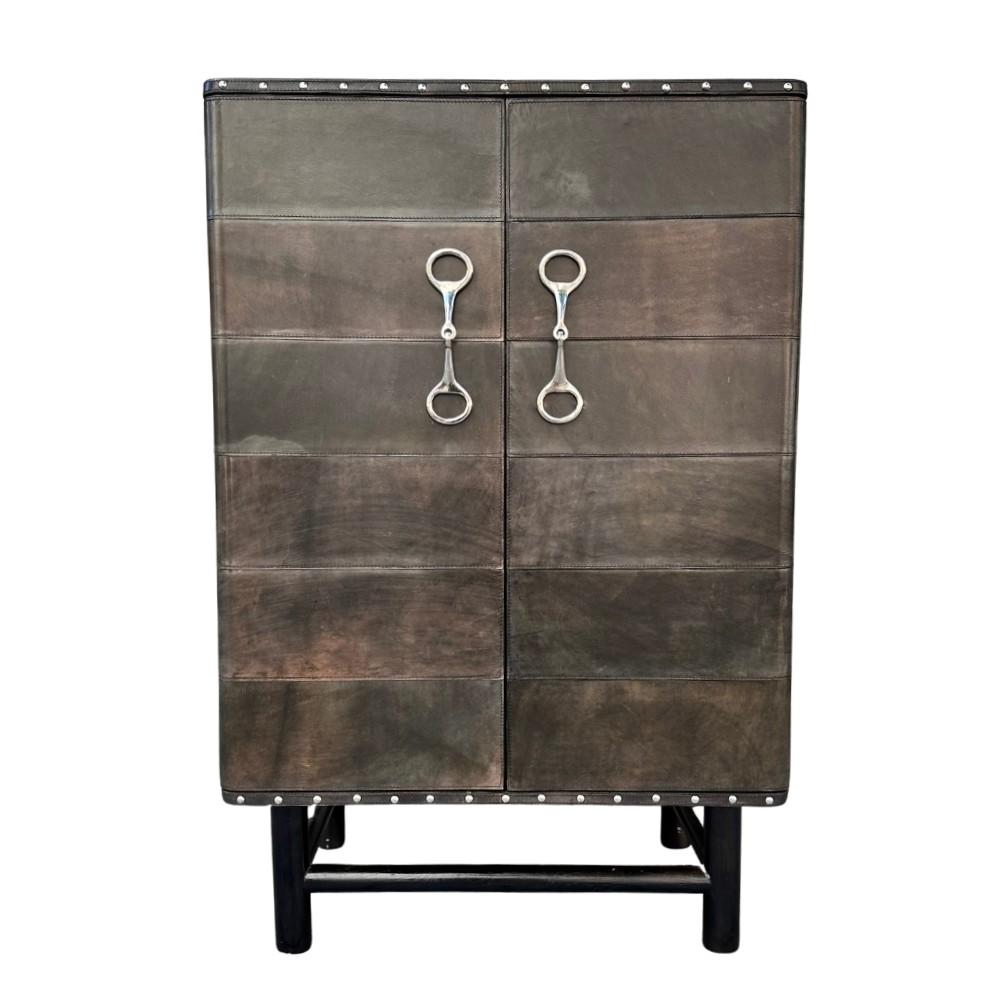Moderne Meuble bar italien sur mesure en cuir poli et acier brun/gris en vente