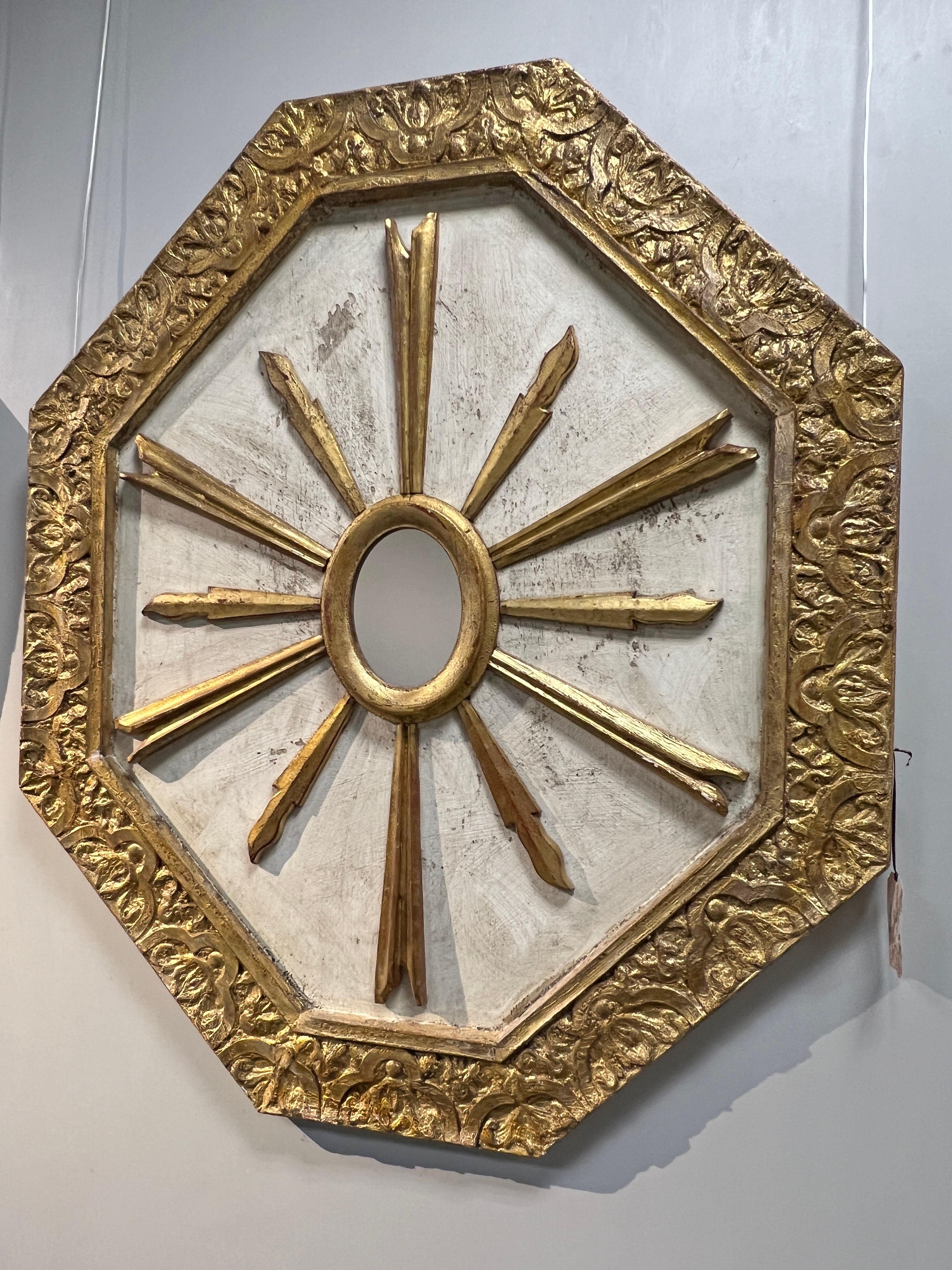 Espejo y Arte de Pared Italianos, Dorados a Medida Tallado en venta