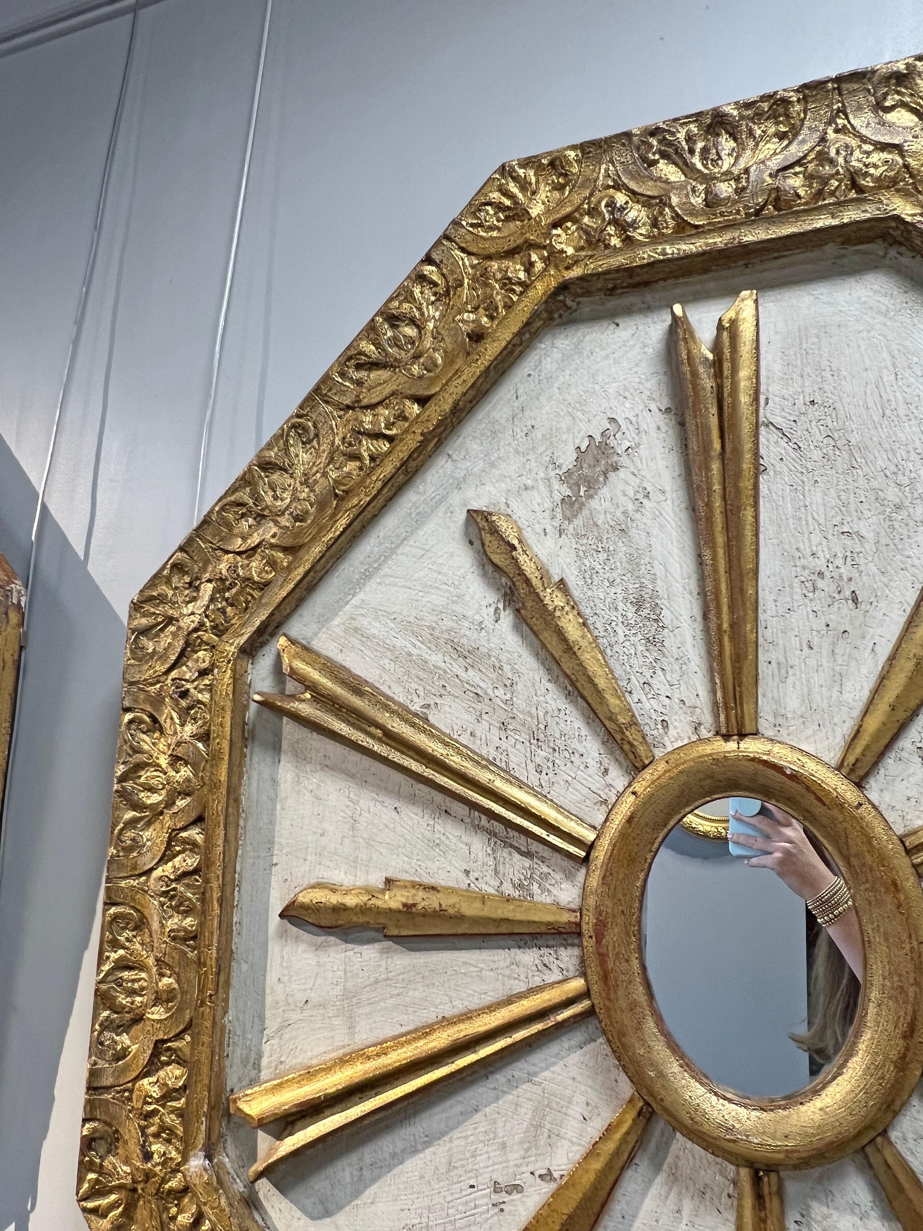 Espejo y Arte de Pared Italianos, Dorados a Medida siglo XX en venta
