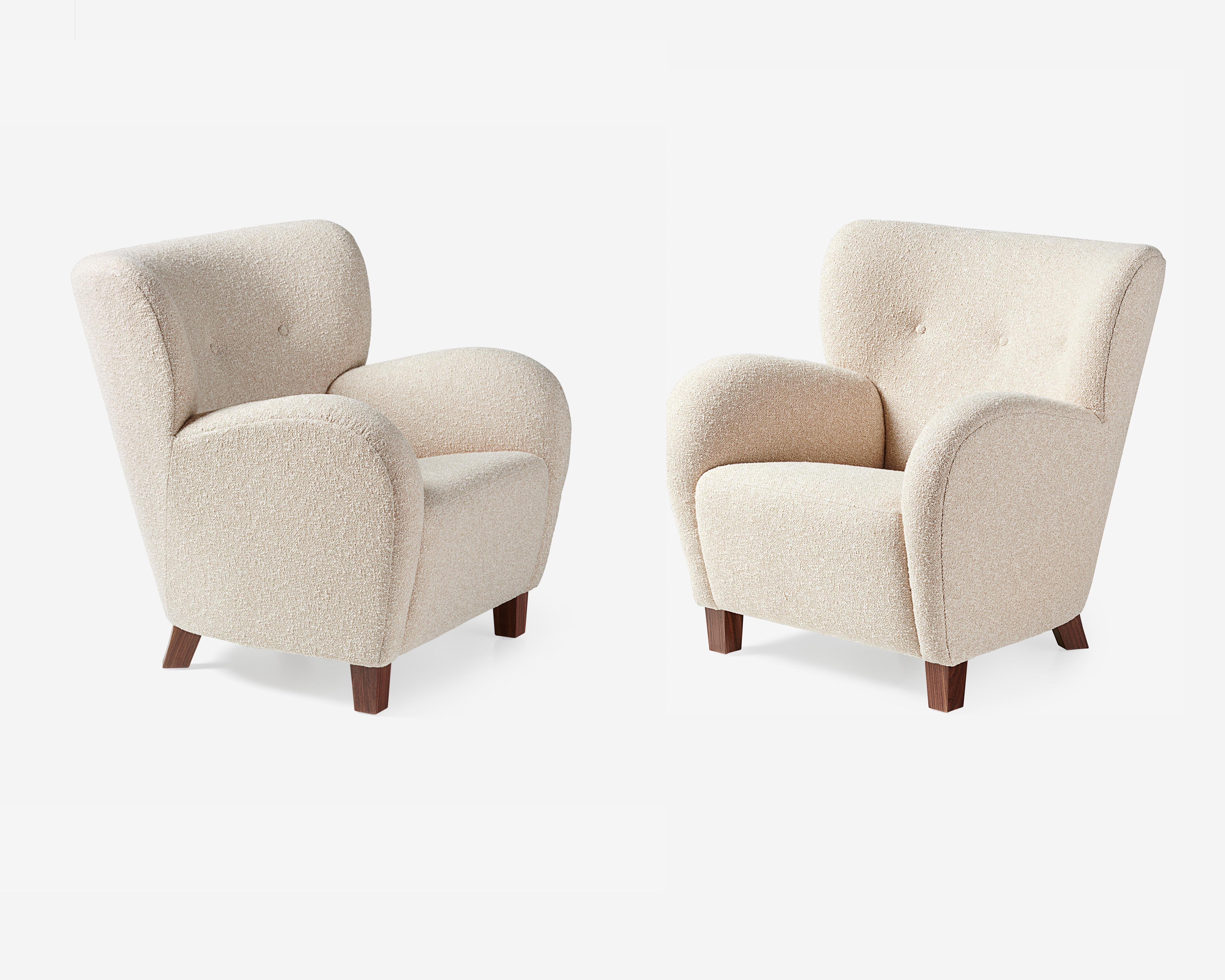 Haimi - Karu Armchair, by Dagmar

The Karu chair is a contemporary update of a classic design first produced in Finland by the Haimi Oy company in the early 1950s. The inviting curved arms and subtle winged back are the epitome of the post-war