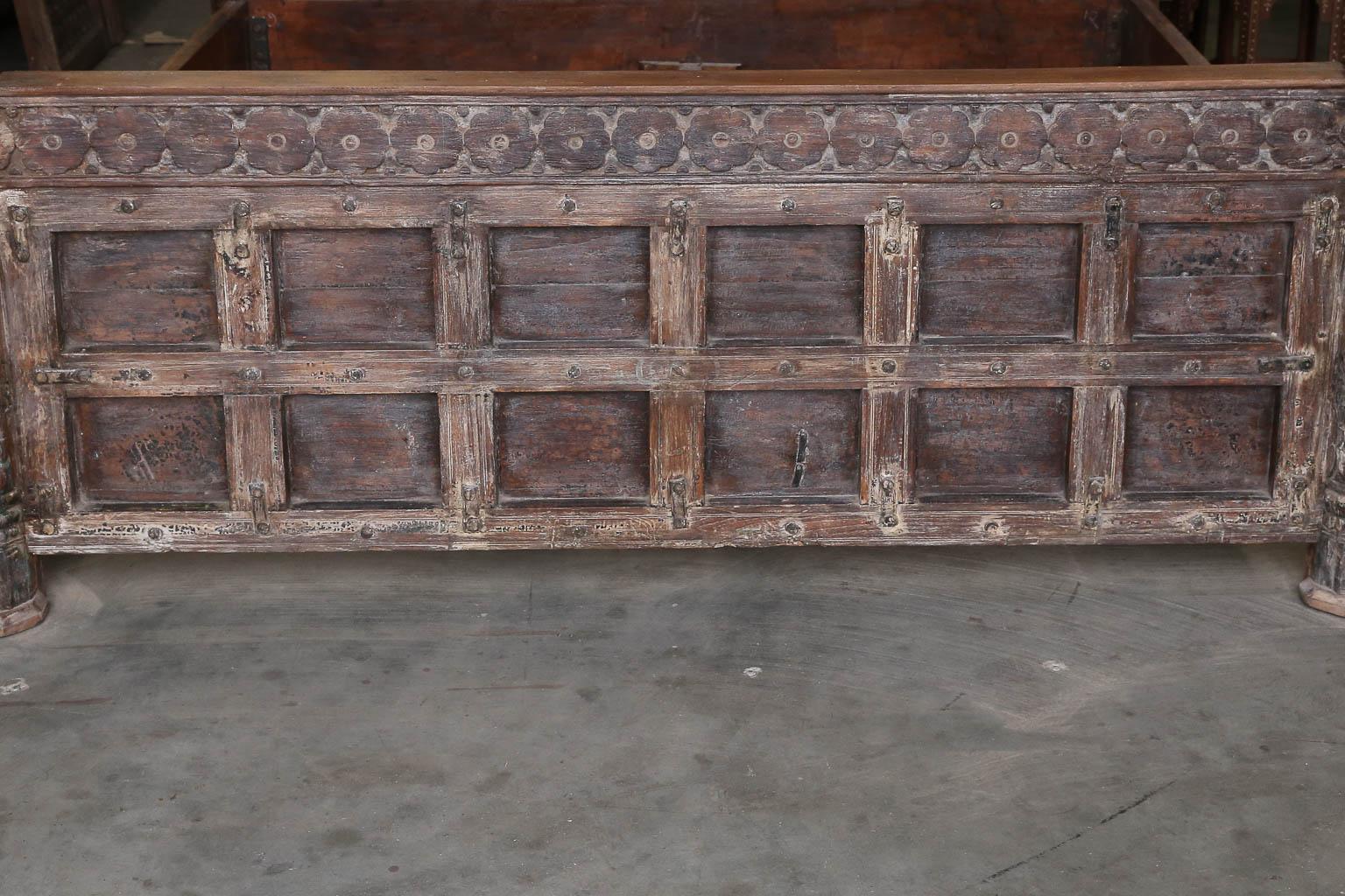 rustic king size bed frame