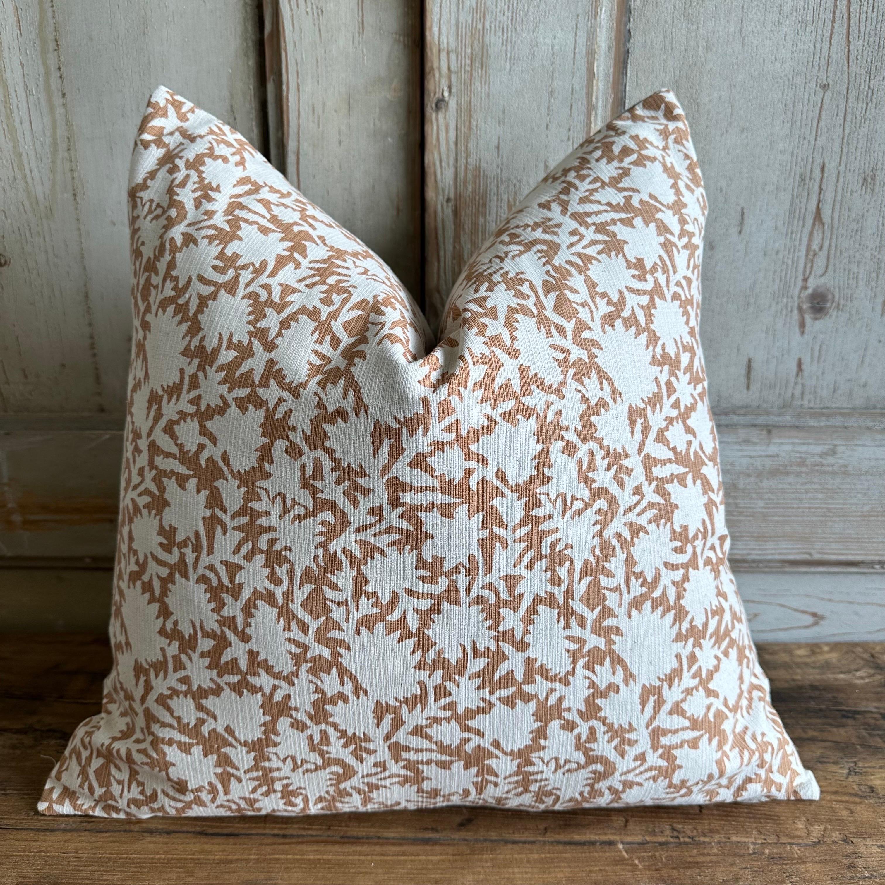 Custom made linen hand blocked pillow with down feather insert
Size: 21 x21
A soft apricot face with white floral and trailing leaves
Backing is flax natural linen, with hidden zipper closure.
Machine wash cold.
Lay flat to dry.
Iron inside