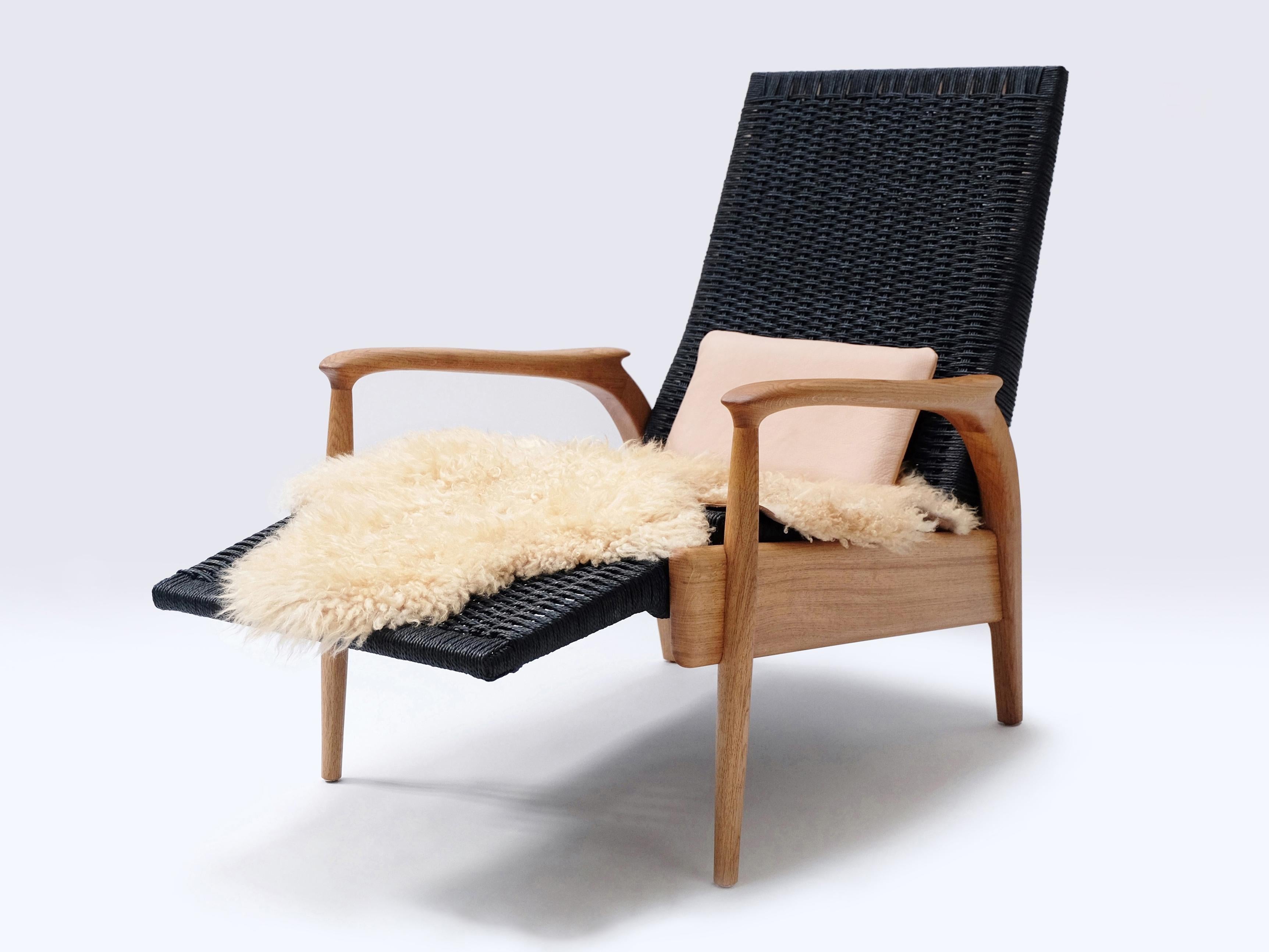 Scandinavian Modern Custom-Made Lounge Chair in Solid Oak& Black Danish Cord with Leather Cushions For Sale