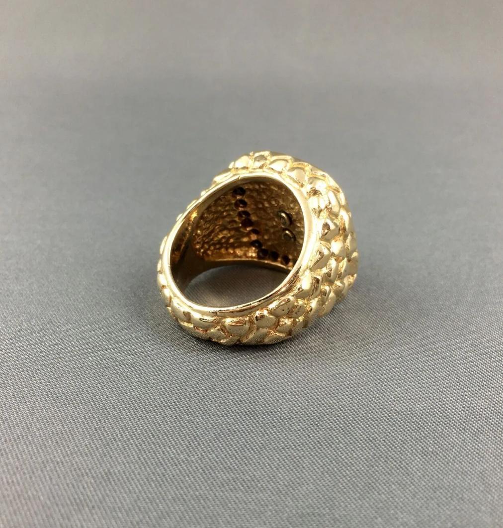 Brilliant Cut Custom Made Men's Lion's Crest Diamond 14K Gold/White Nugget & Onyx Signet Ring For Sale