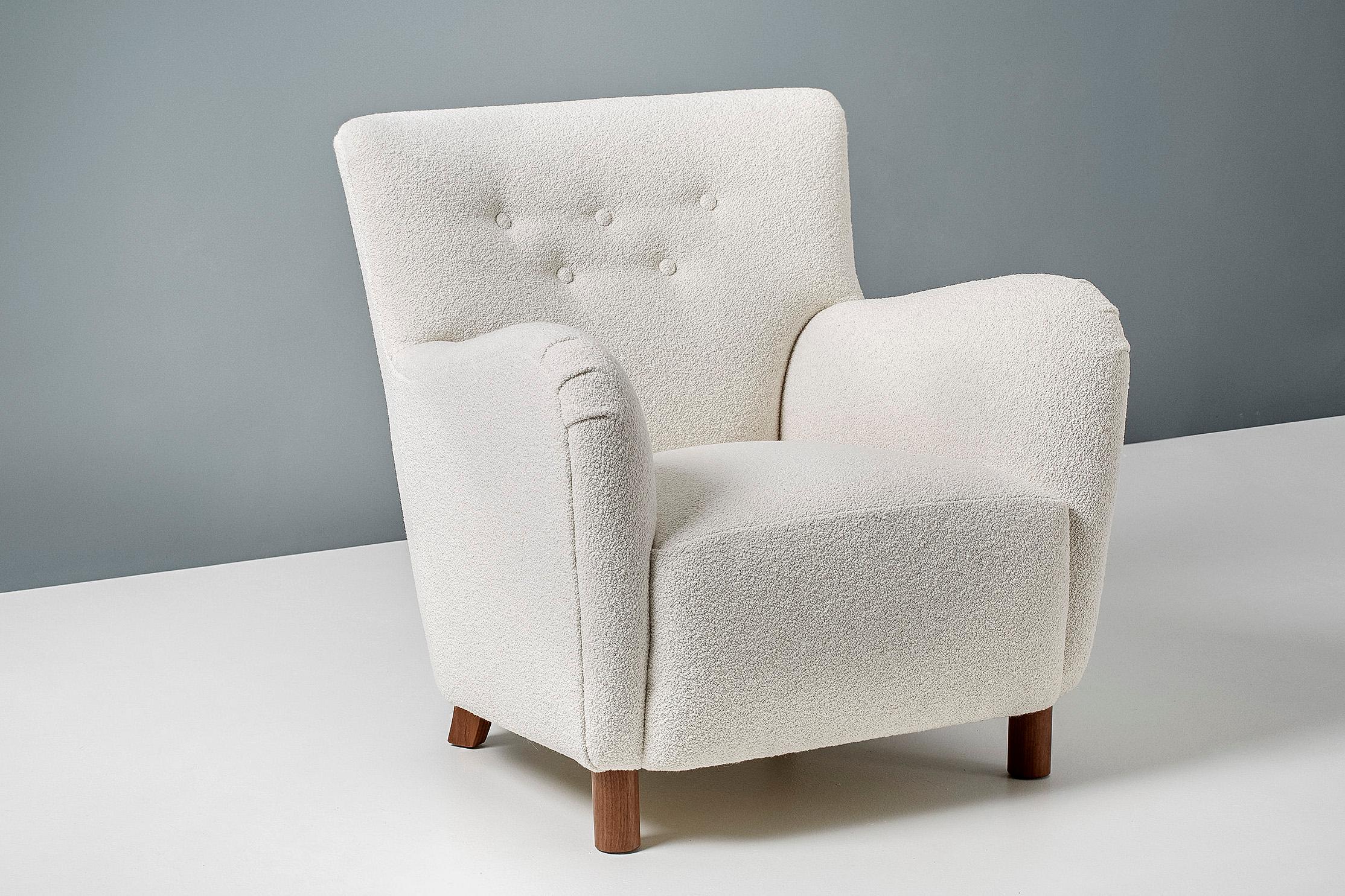 Contemporary Custom Made Model 54 Boucle Lounge Chairs For Sale