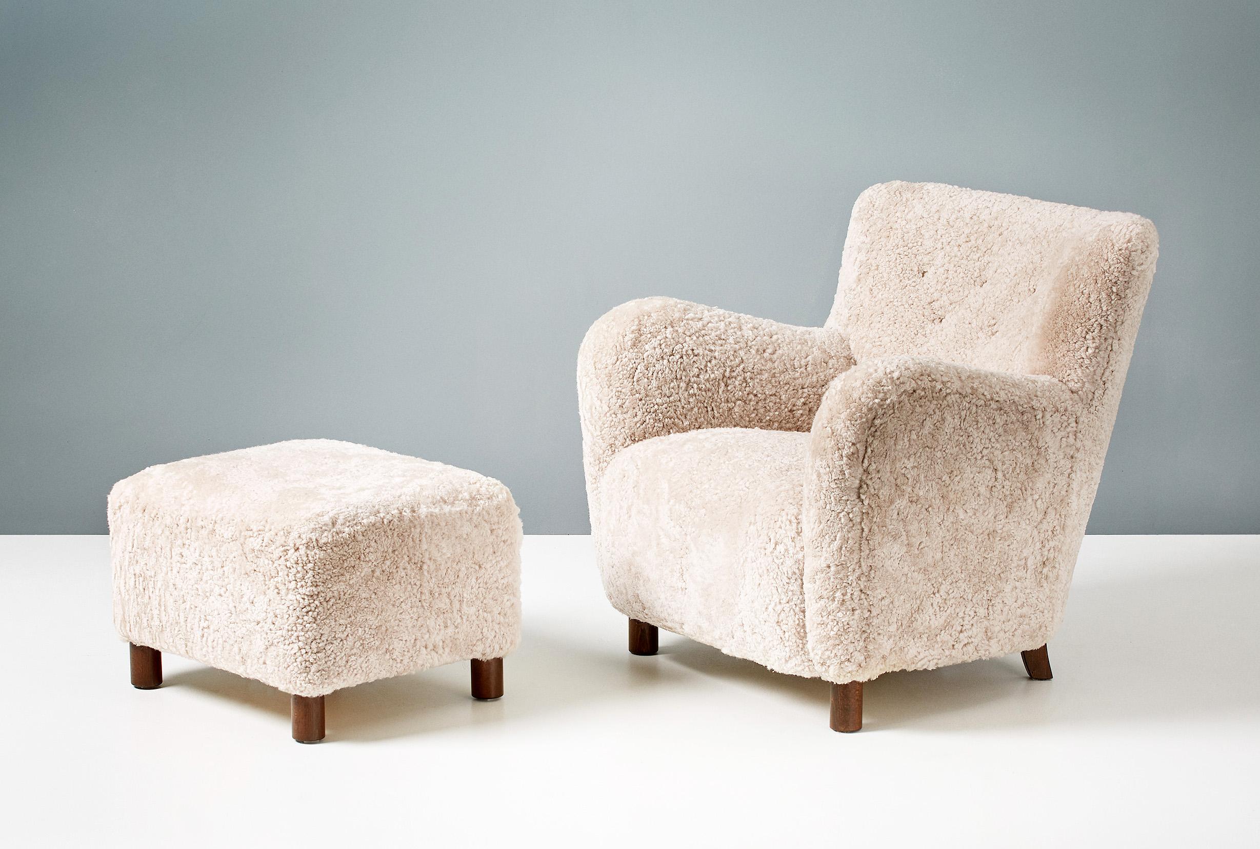 Custom Made Model 54 Ottoman In New Condition For Sale In London, England