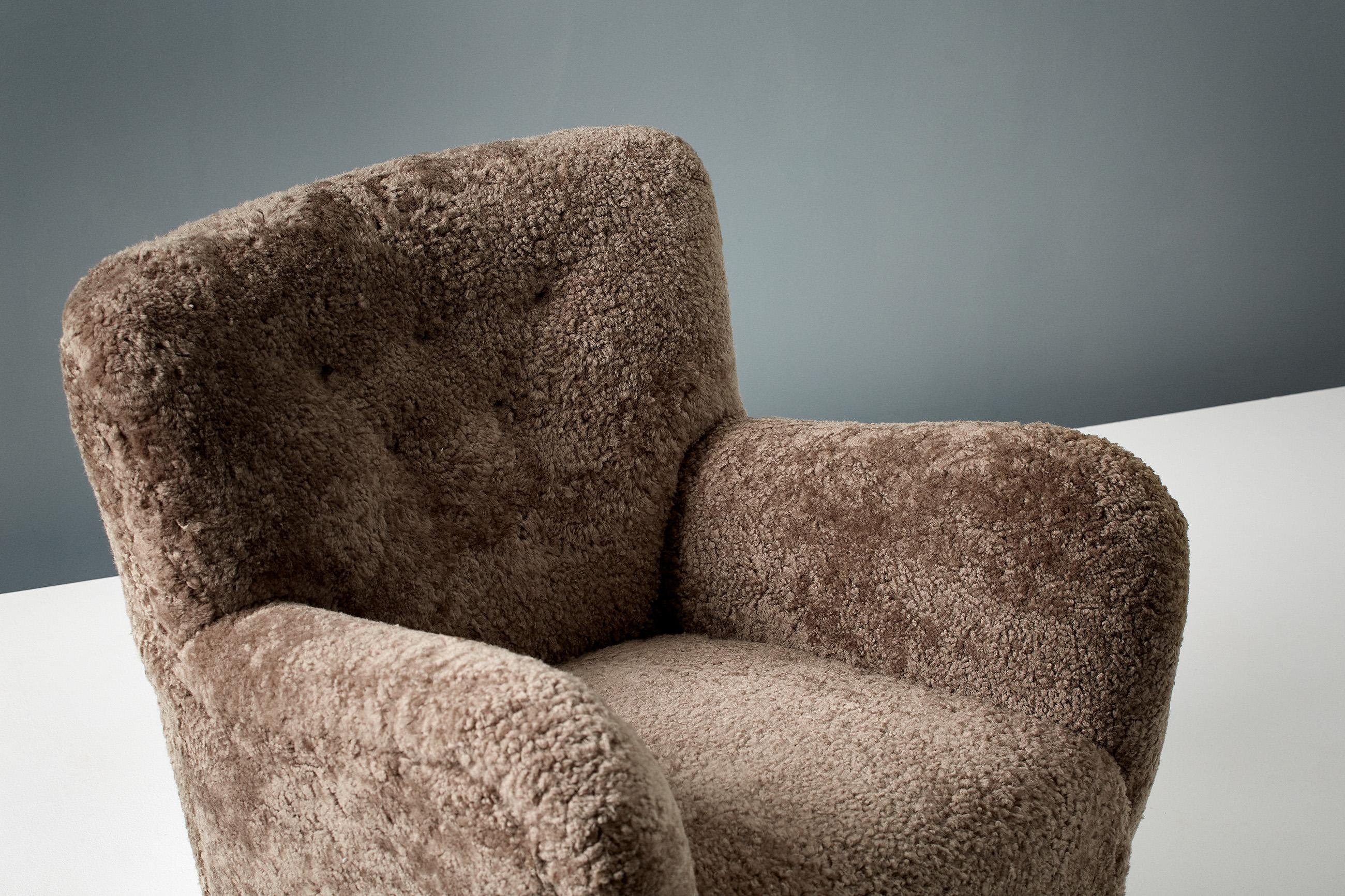 Model 54 Lounge Chair in Sheepskin by Dagmar For Sale 4