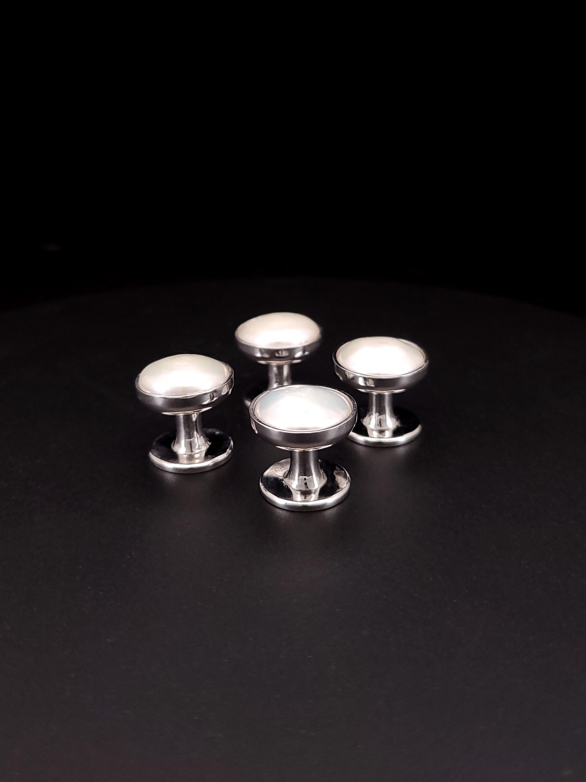 Donna Set di gemelli e bottoni a pressione in oro bianco 14k MOP su misura in vendita