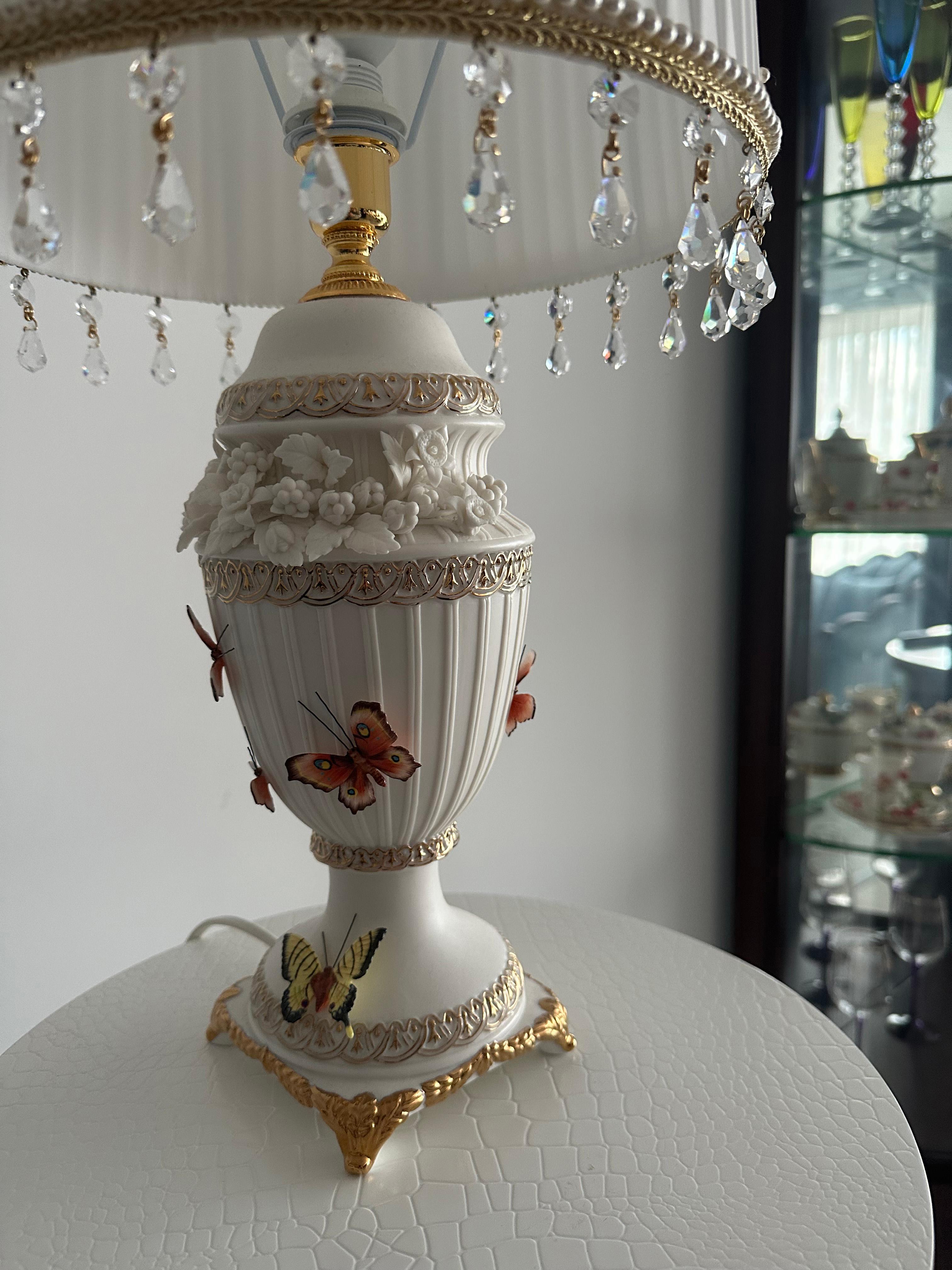 Custom Made Neoclassical Revival Porcelain Table Lamps with Butterflies

Illuminate your home with elegance and style with our Custom Made Neoclassical Revival Porcelain Table Lamps with Butterflies. Handcrafted with exquisite attention to detail,