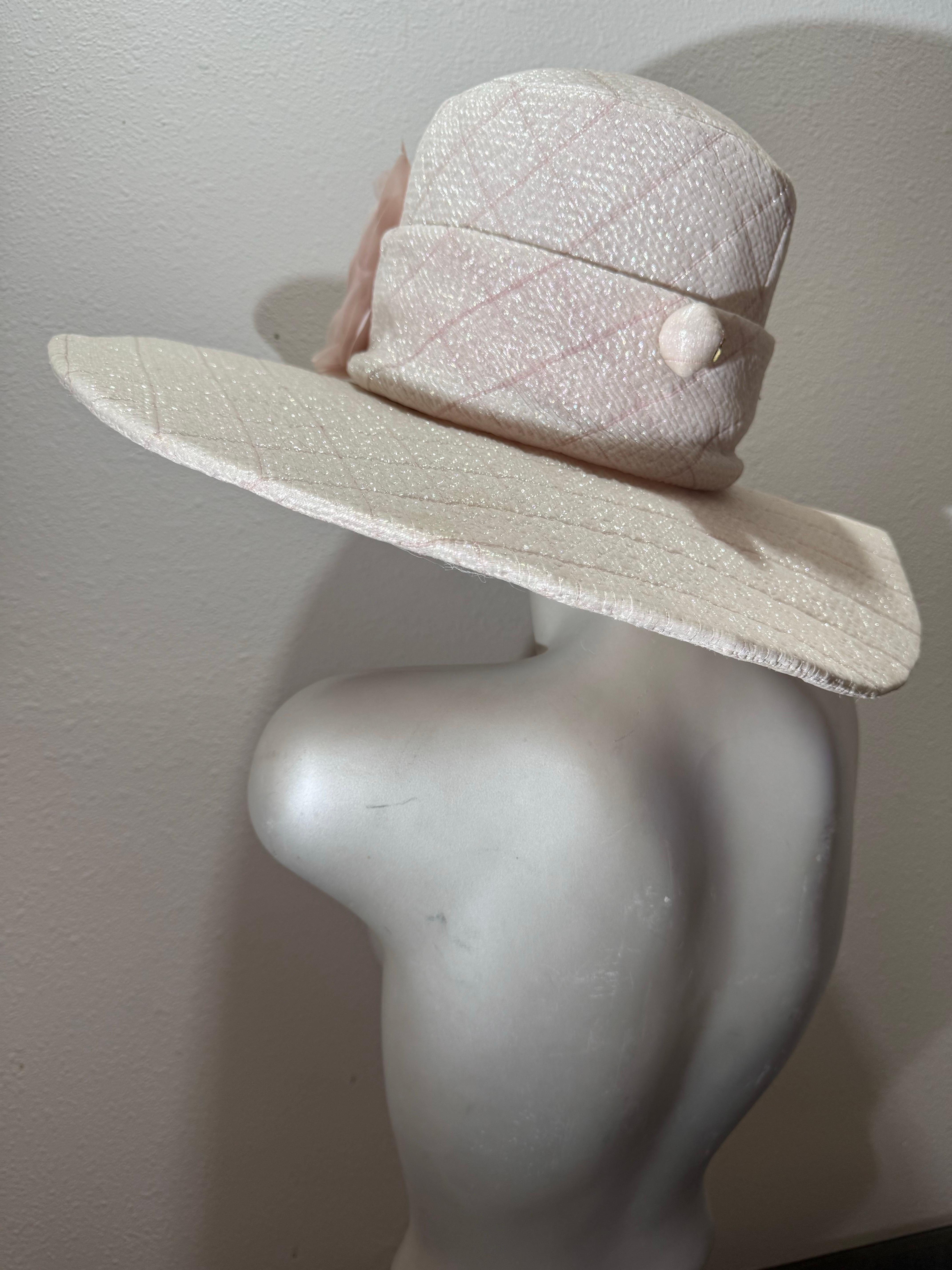 CUSTOM MADE Opalescent Tweed Wide Brimmed Quilted Chanel Fabric Fedora w Camelia im Angebot 4