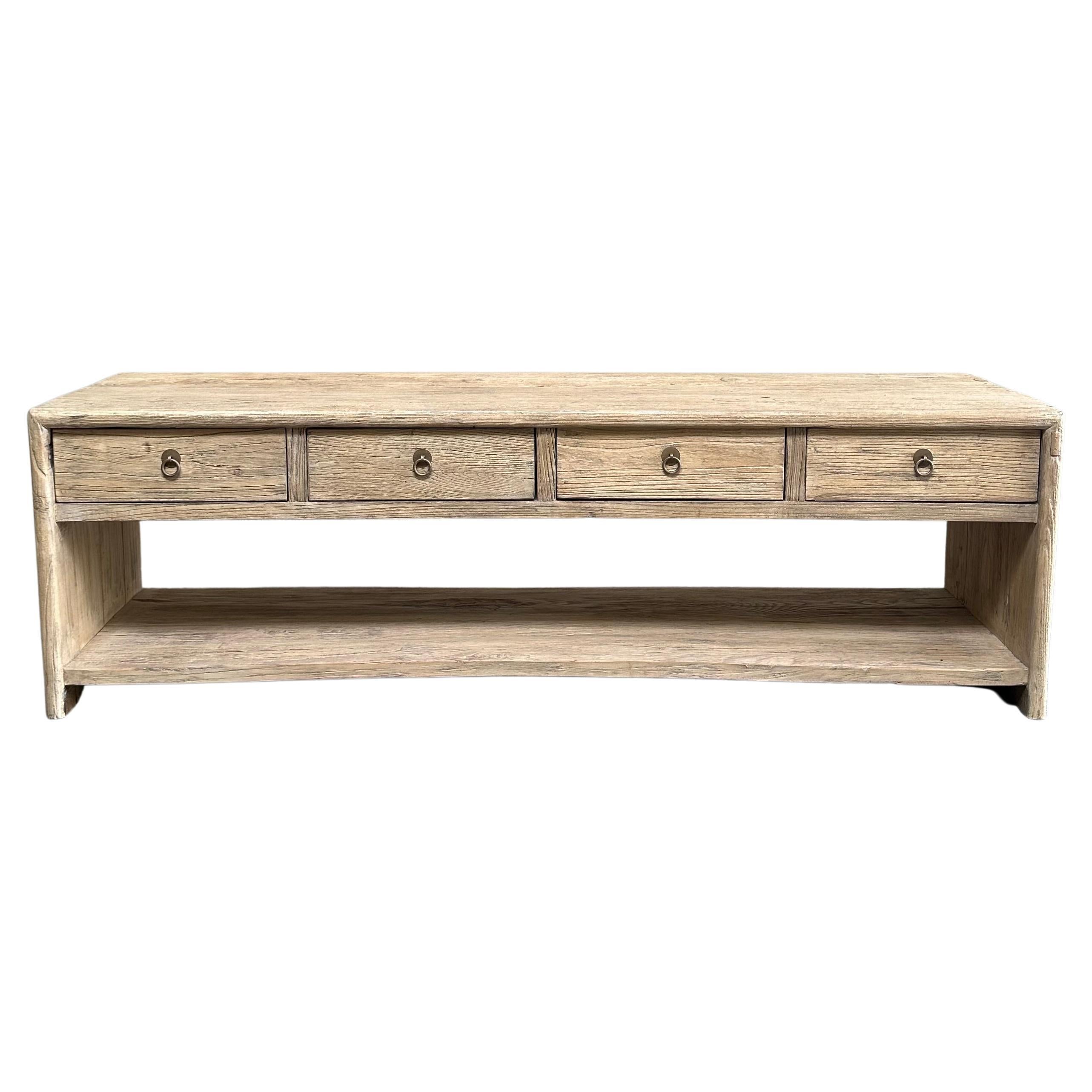 Console basse en bois d'orme récupéré faite sur mesure avec tiroirs