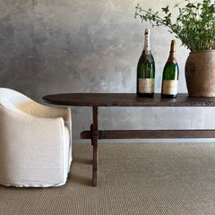 Mesa de Comedor de Madera Recuperada a Medida en Acabado Nogal de 13 Pies de Largo