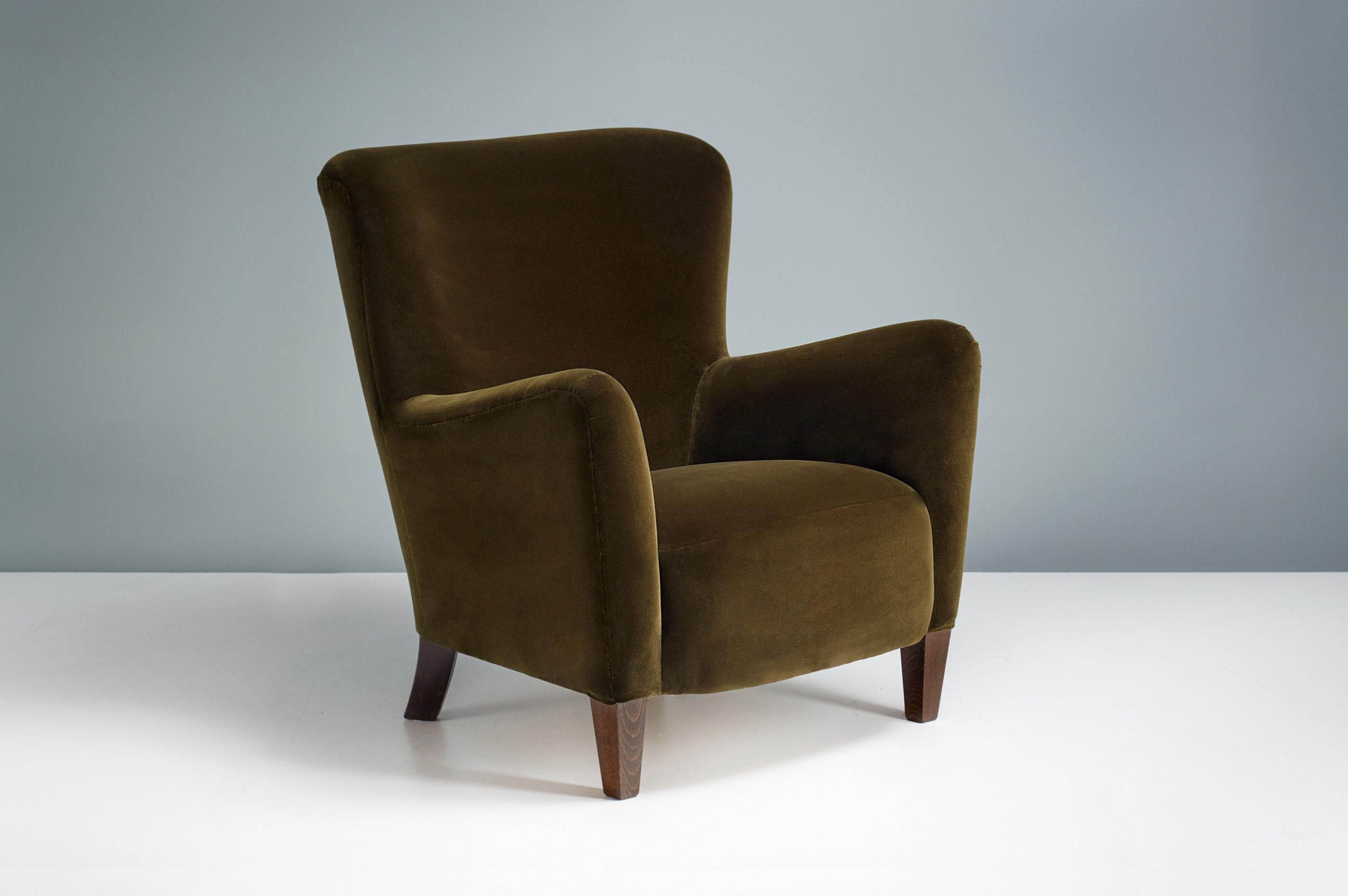British Ryo Lounge Chair in Moss Green Velvet by Dagmar For Sale