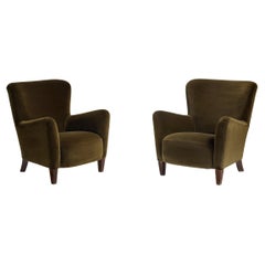 Ryo Lounge Chairs in Moss Green Velvet by Dagmar