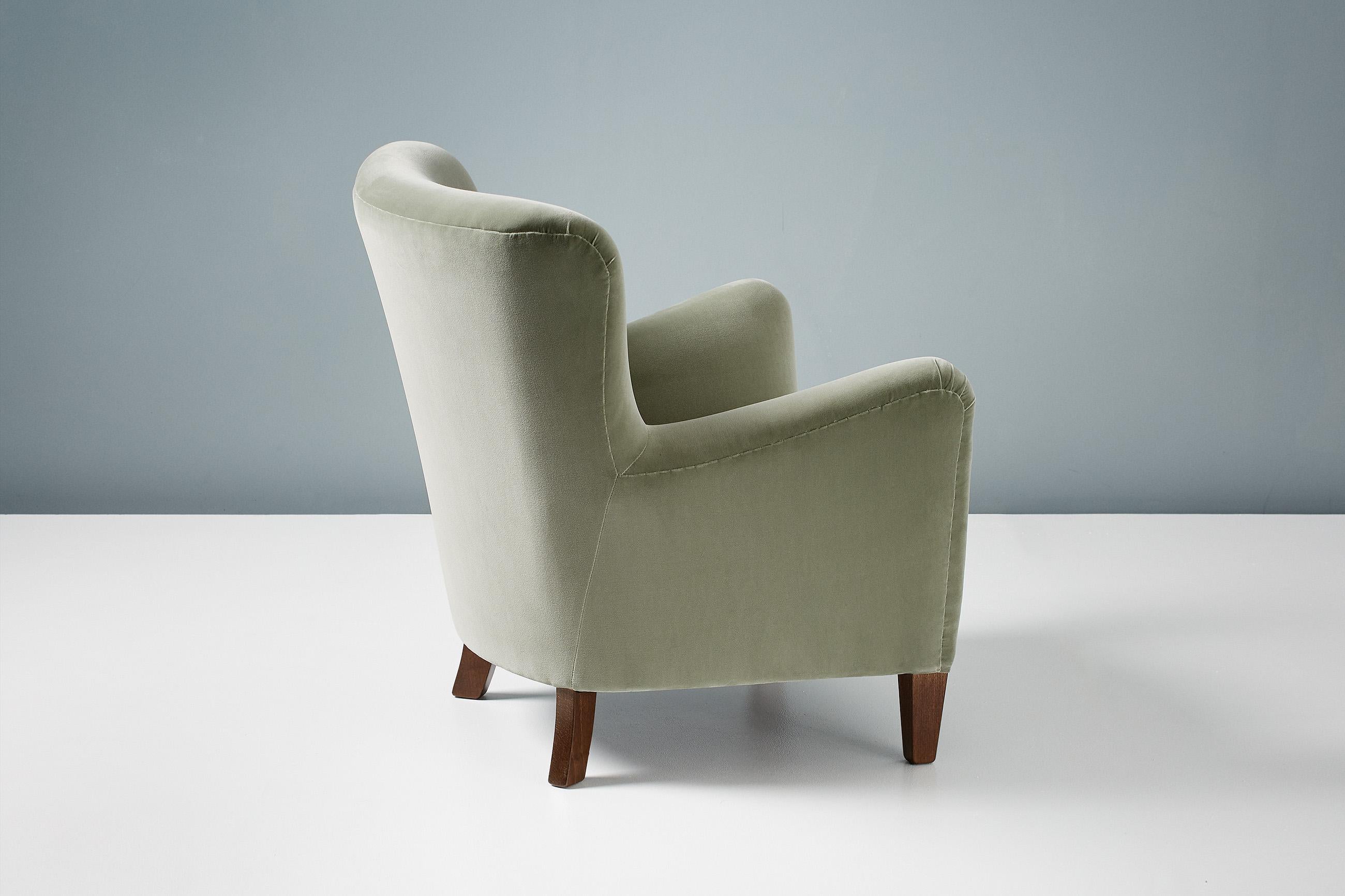 Chaises longues en velours CUSTOM MADE Neuf - En vente à London, England