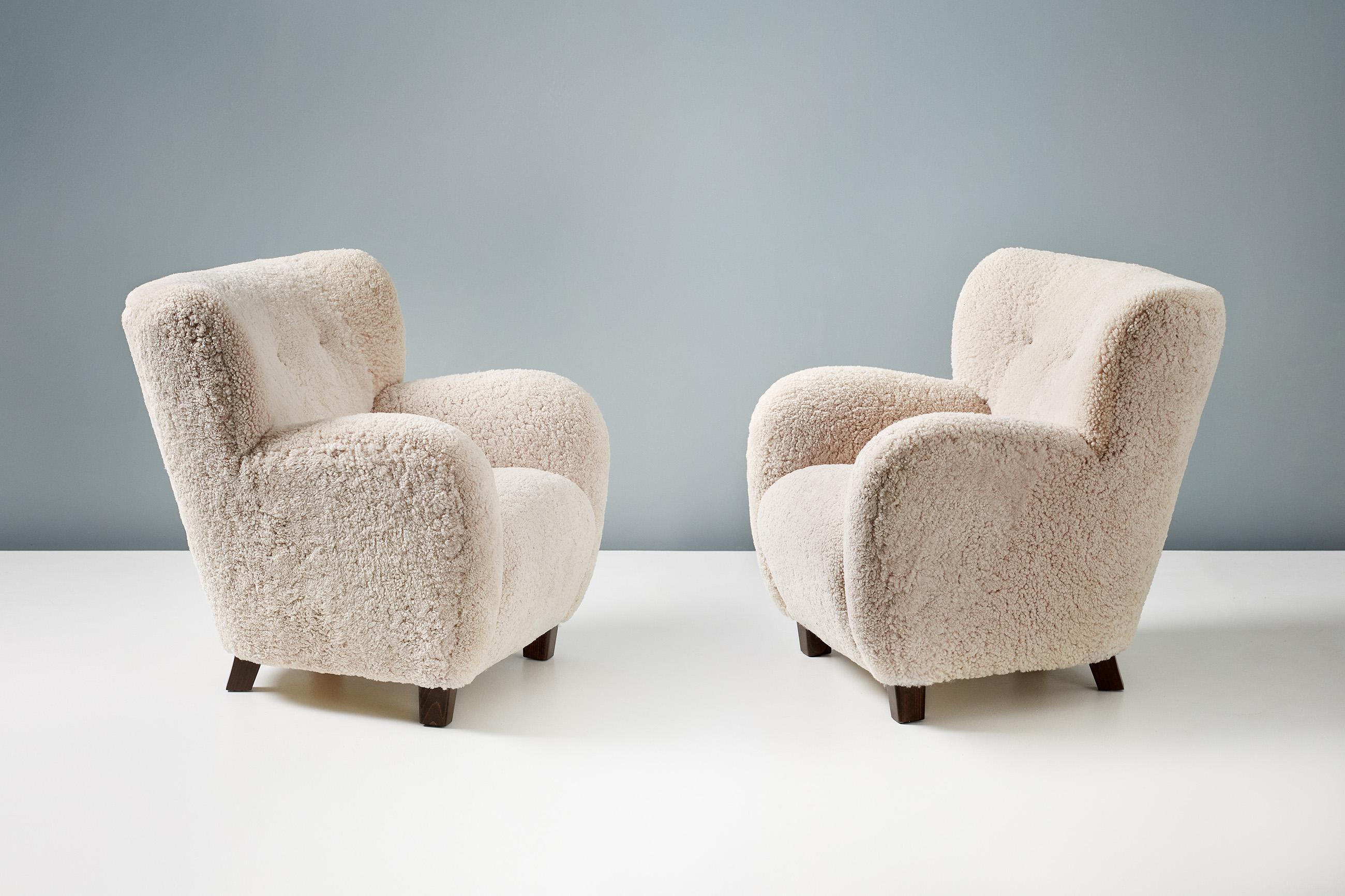 Contemporary Pair of Custom Made Sheepskin Lounge Chairs For Sale