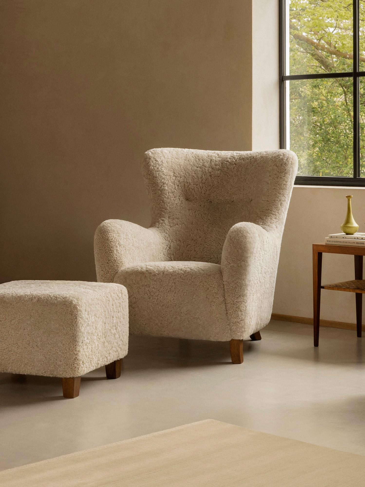 Suédois CUSTOM MADE Fauteuils Wing sur mesure en peau de mouton en vente