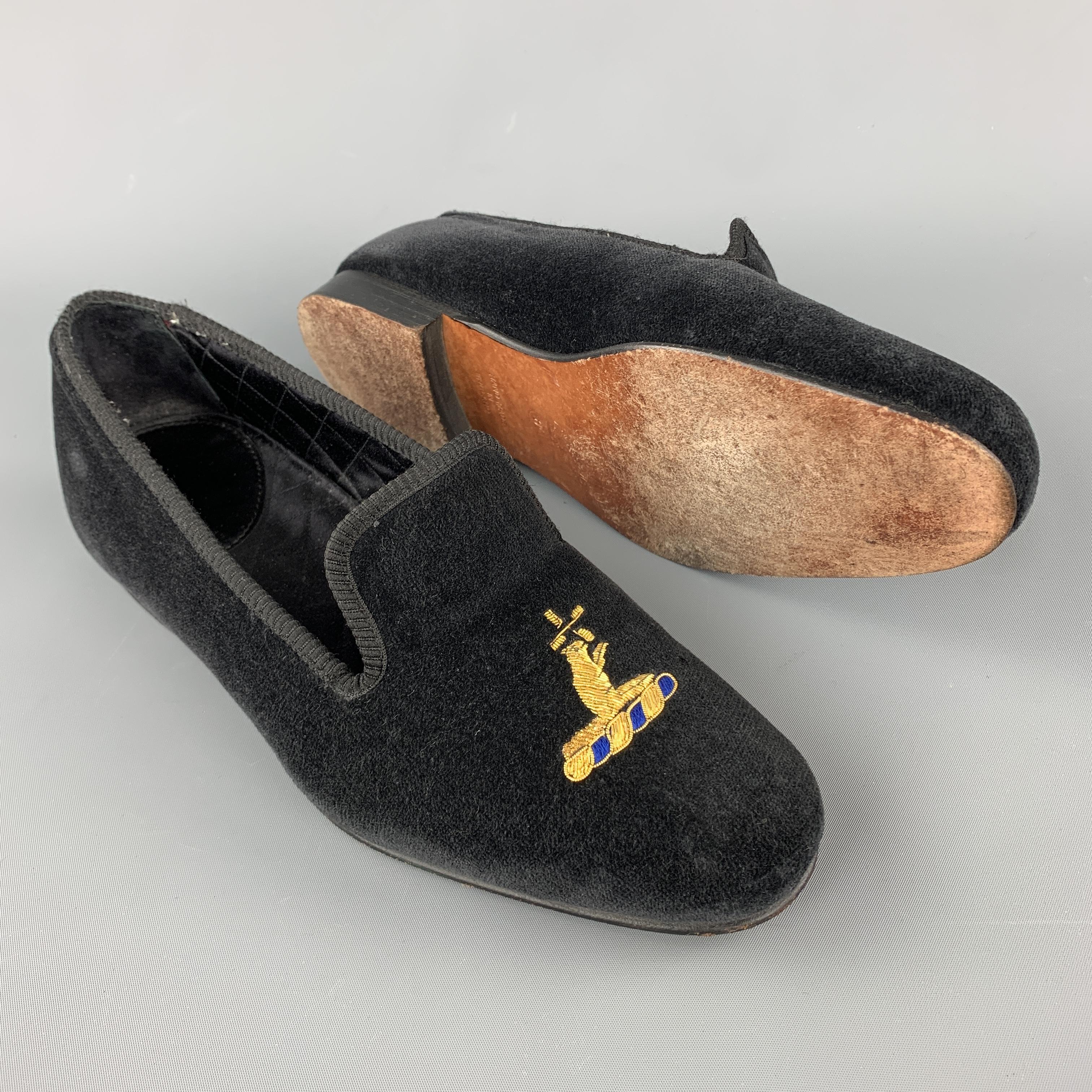custom velvet slippers