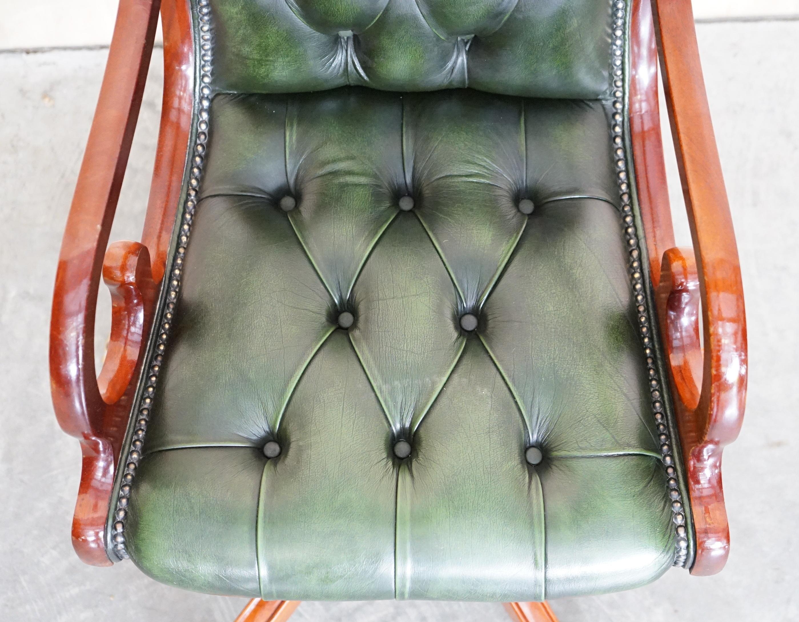 British Custom Made Slim Chesterfield Buttoned Green Leather Captains Directors Armchair