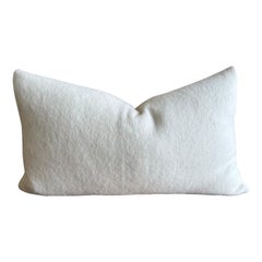 Cuscino lombare in lana d'alpaca bianco neve con inserto, realizzato su misura
