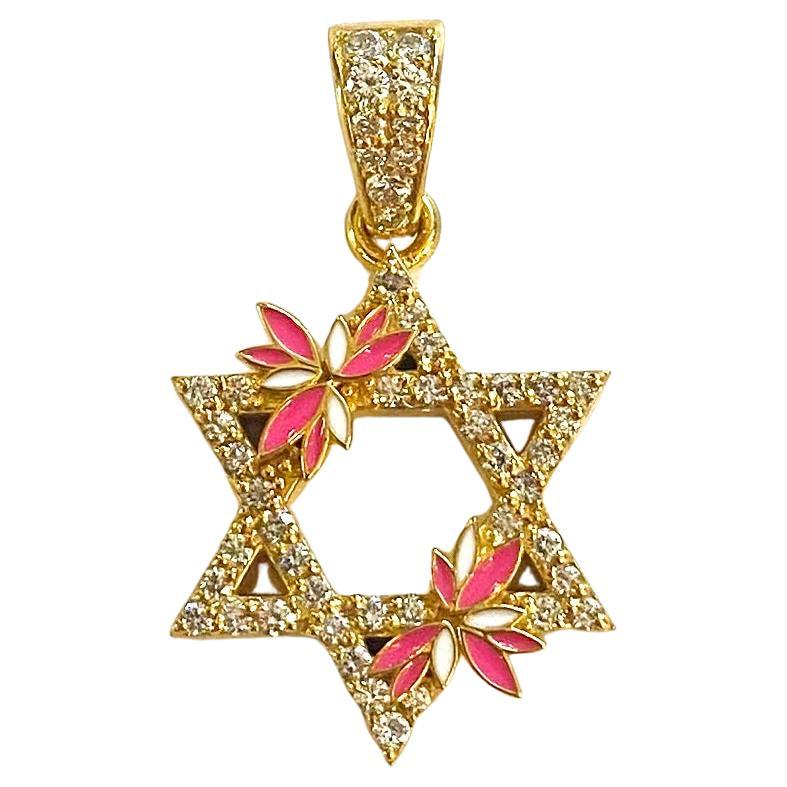 Ciondolo con stella di David David in oro 14k, diamanti e smalto rosa su misura in vendita