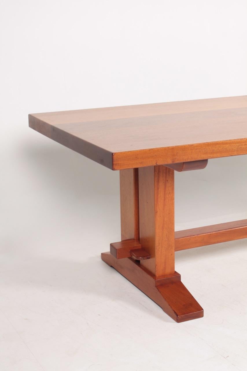 Custom Made Table in Solid Mahogany by Søborg Møbler, Danish Modern Design 1980s For Sale 1