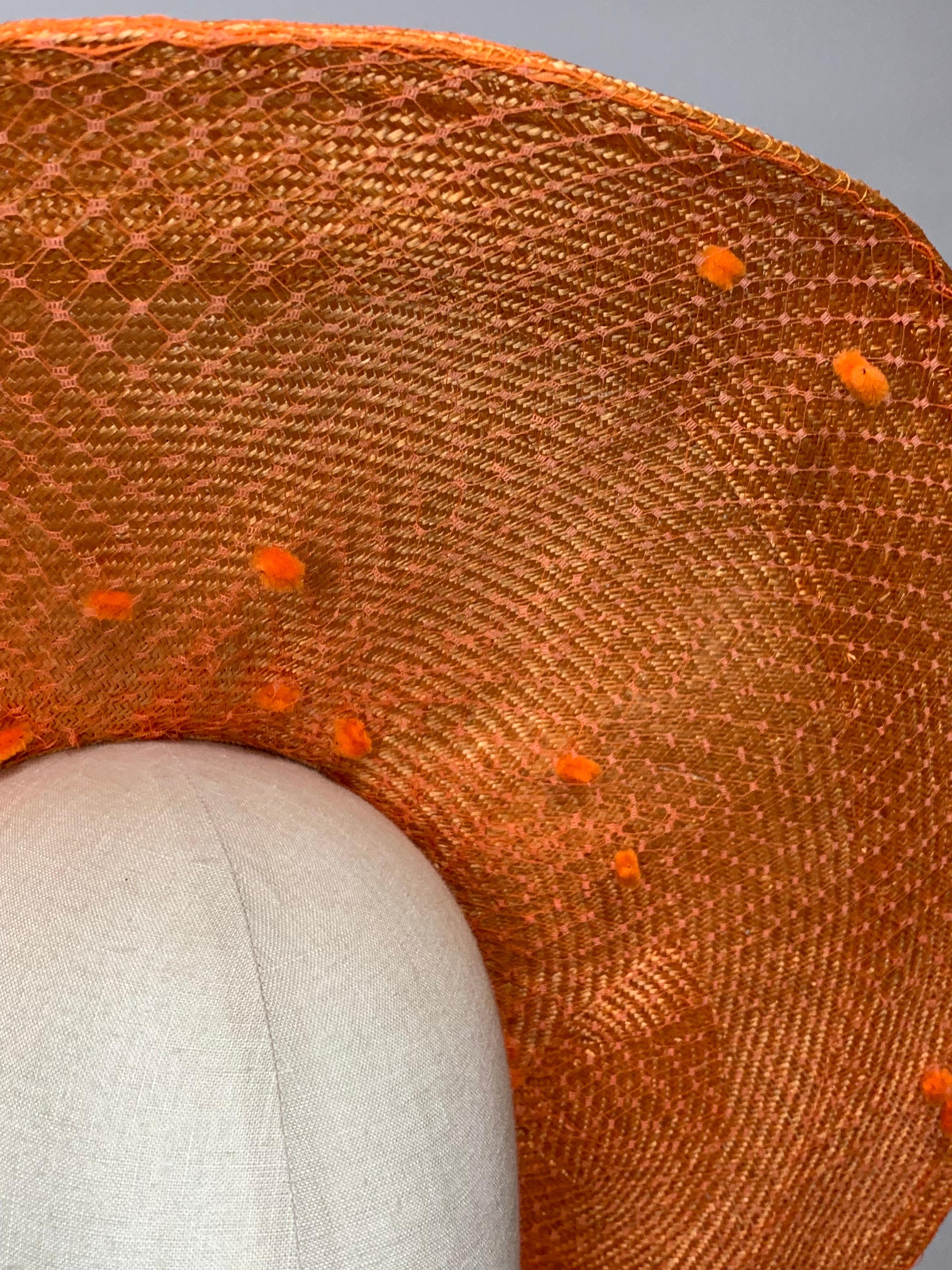 CUSTOM MADE Mandarine Stroh breiter Krempe Hut mit Blumenverzierung und verschleierte Krempe im Angebot 8