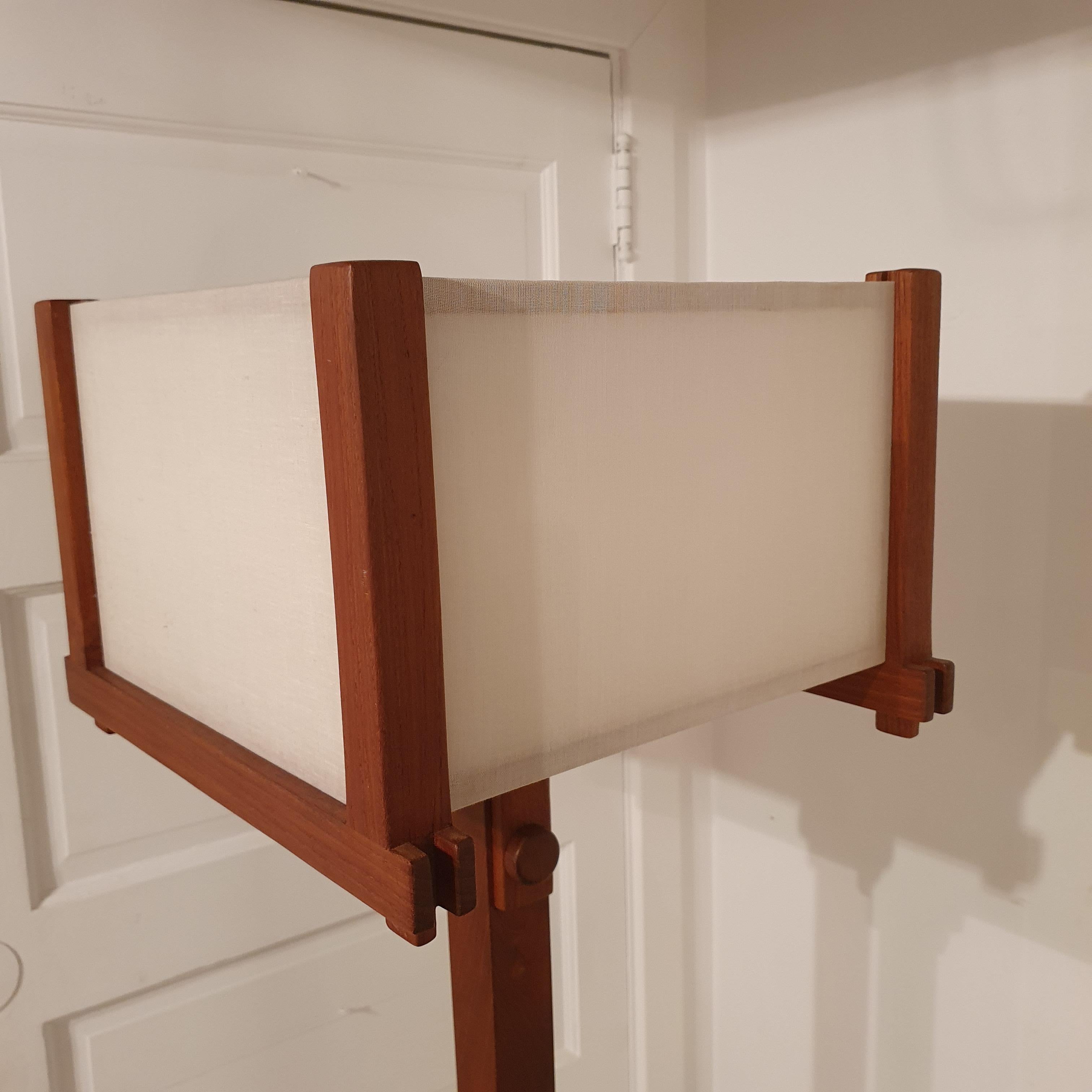 Mid-Century Modern Custom Made Teak Floor Lamp in the Style of Nakashima For Sale