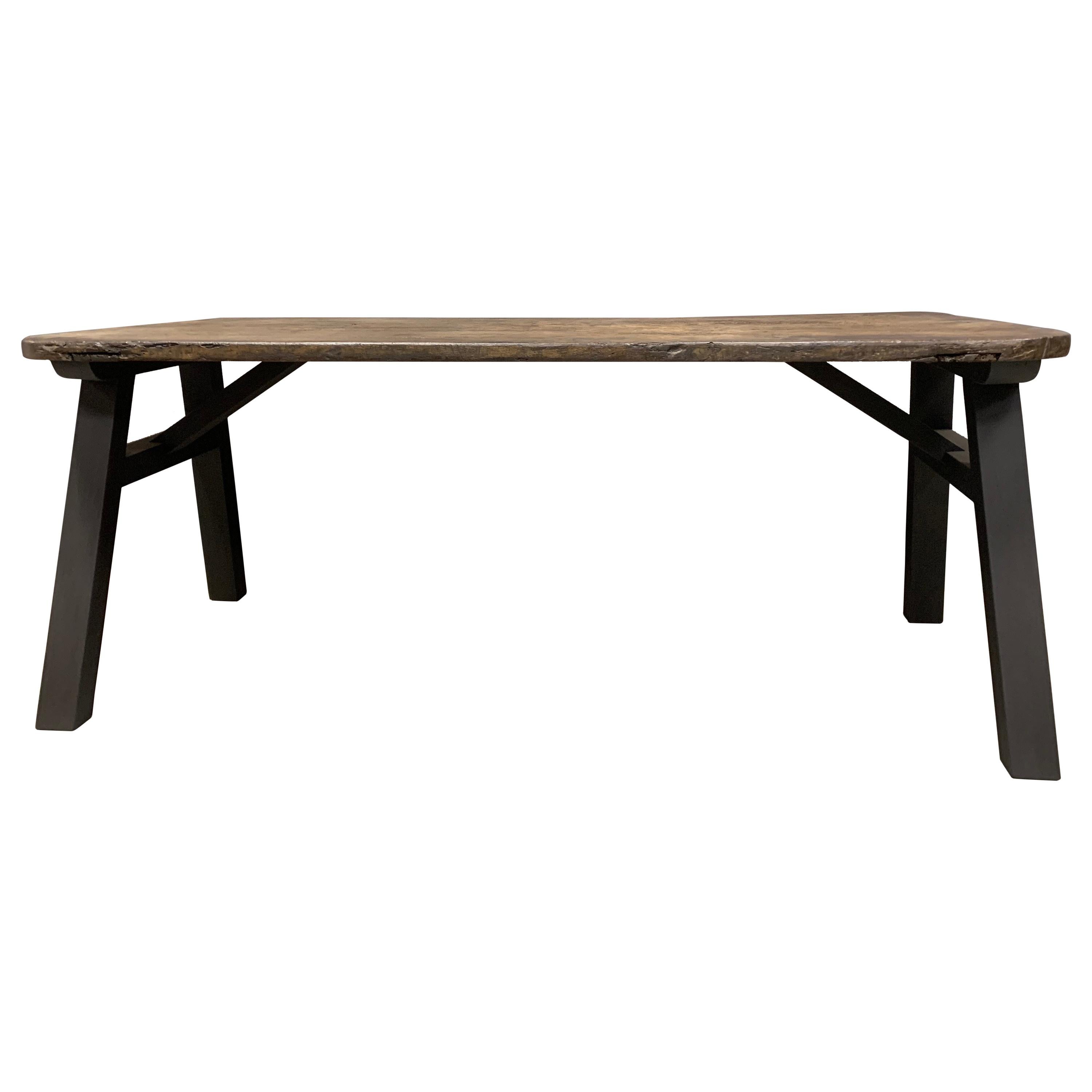 CUSTOM MADE Table à tréteaux en bois recyclé en vente