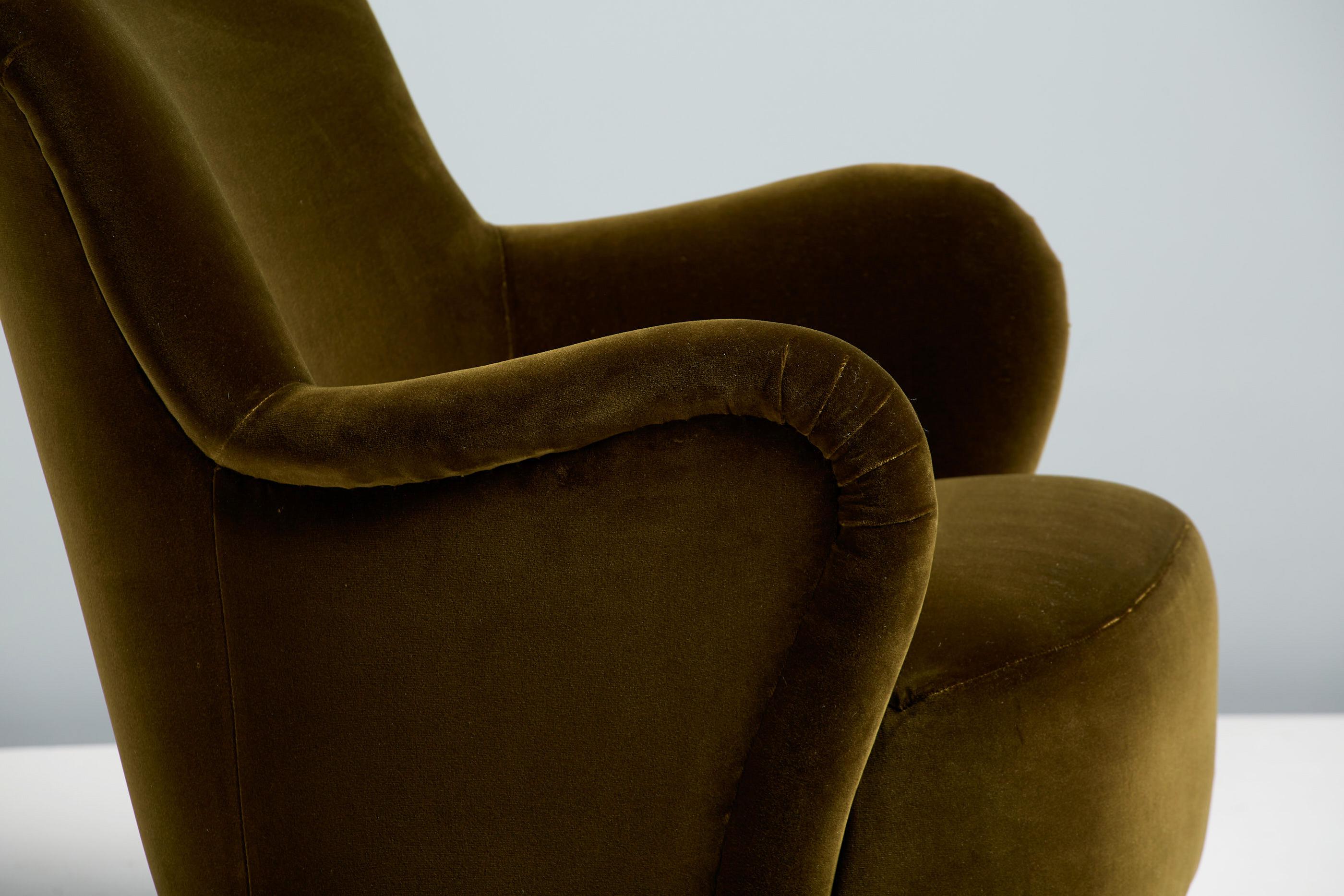 British Albin Lounge Chair in Cotton Velvet by Dagmar For Sale