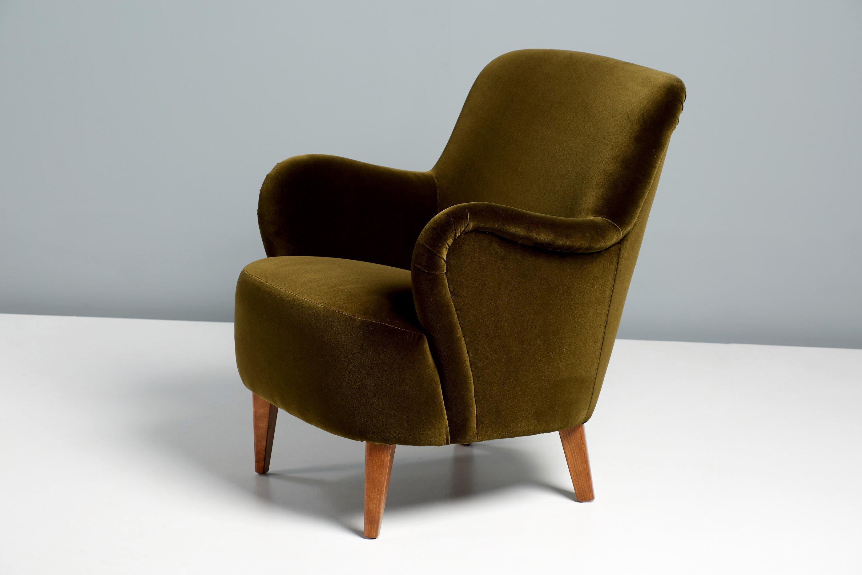Contemporary Albin Lounge Chair in Cotton Velvet by Dagmar For Sale