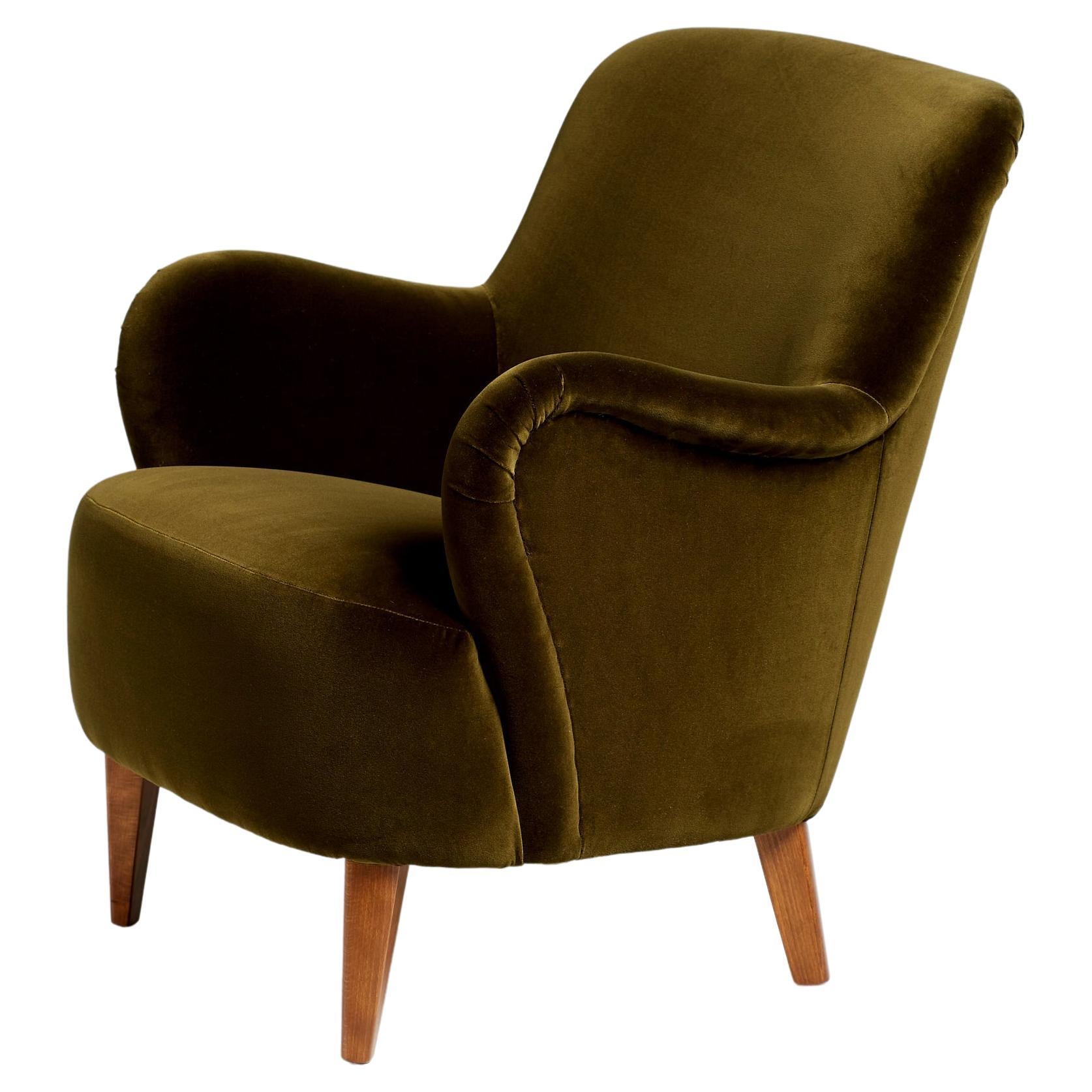 Albin Lounge Chair in Cotton Velvet by Dagmar