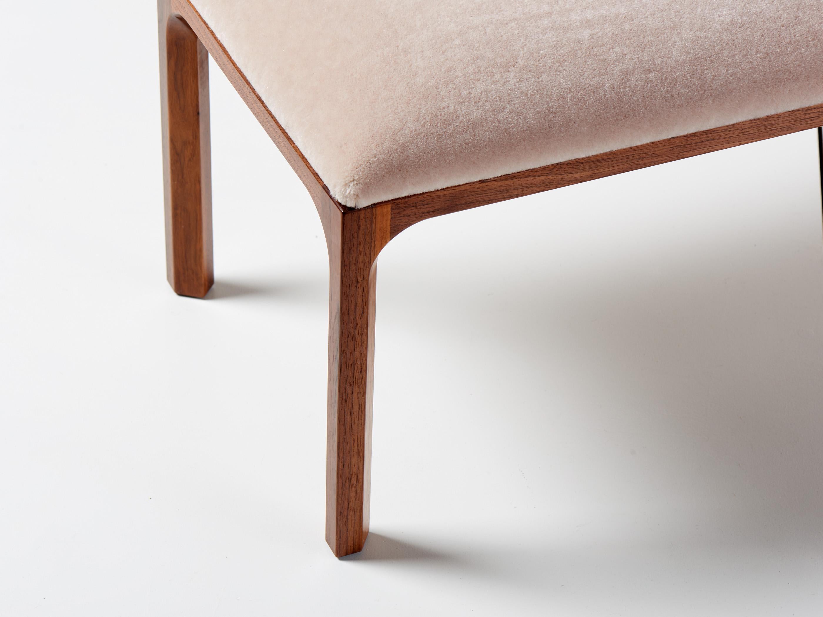 Banc Kai Kristiansen en noyer et velours de mohair en vente 1