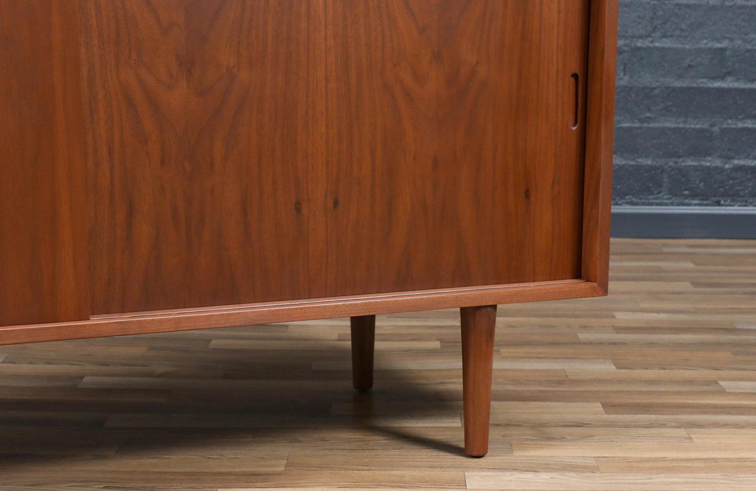 Custom Made Walnut Credenza w/ Sliding Doors by Danish Modern LA For Sale 7