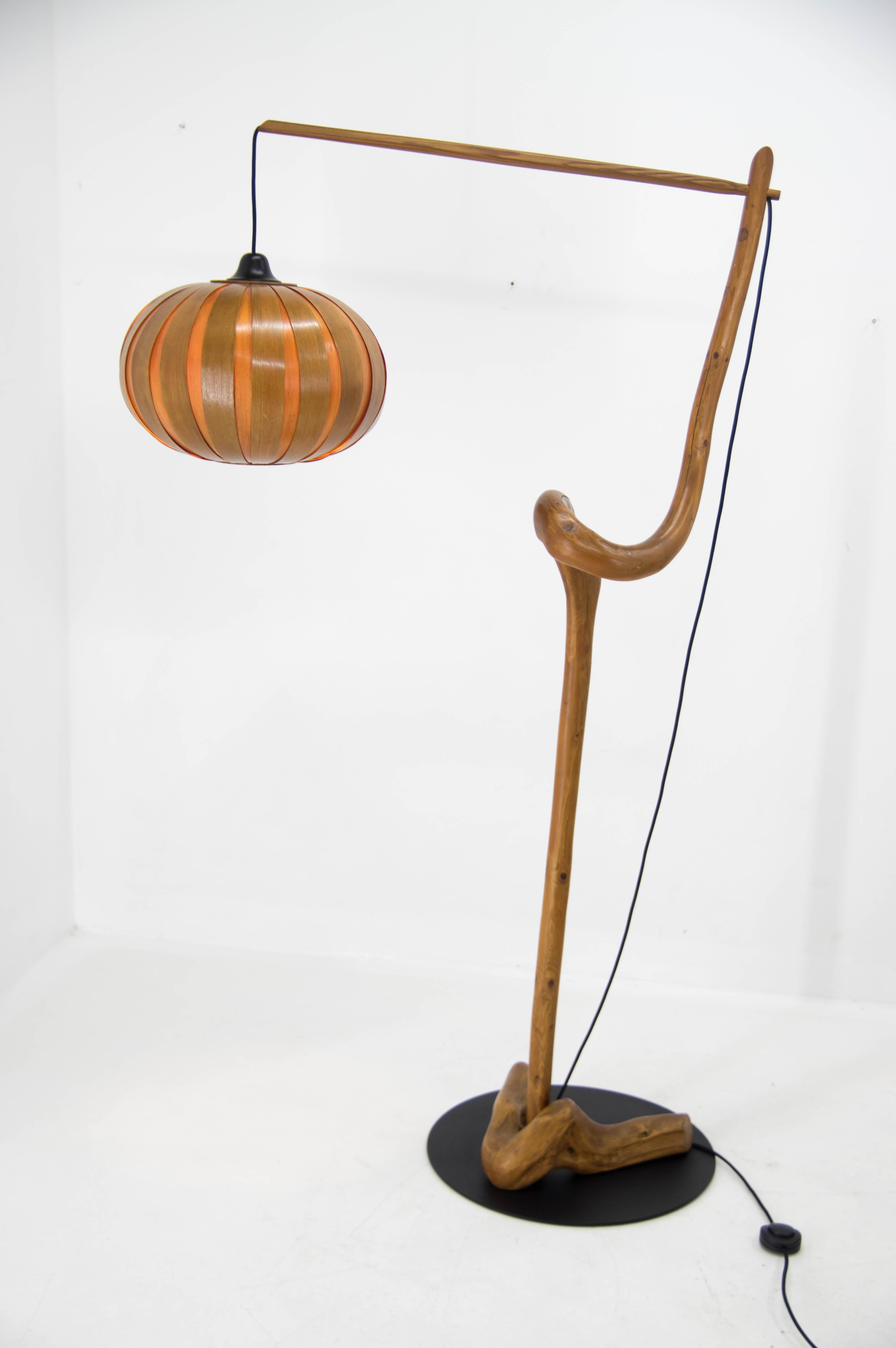 Custom Made Wooden Floor Lamp, 1960s For Sale 4