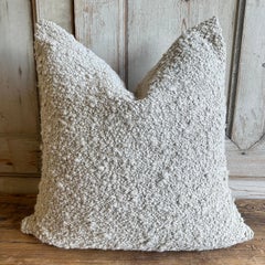 CUSTOM MADE Oreiller en laine style bouclette avec insert