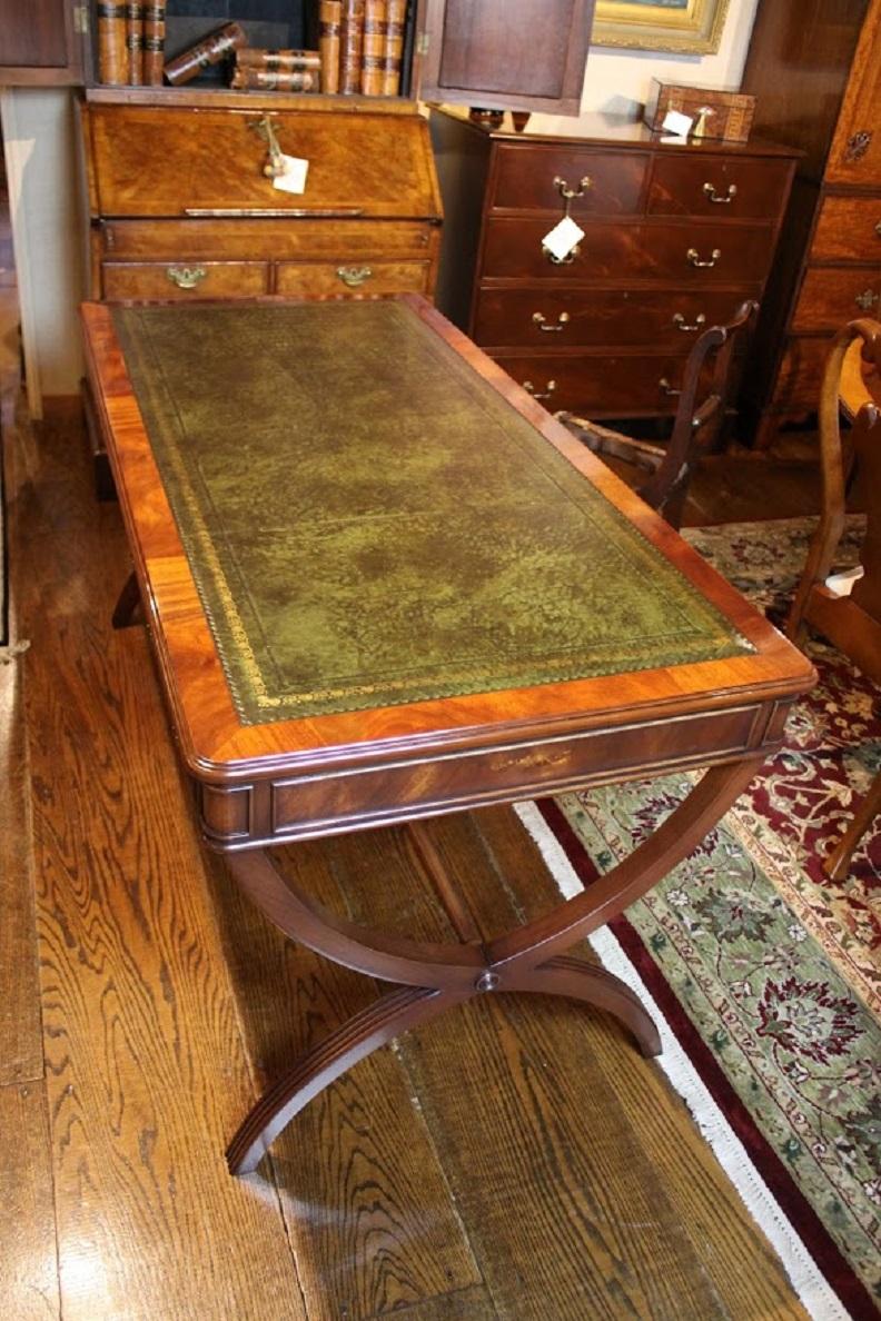 Oak Custom Mahogany Crossed Sabre Leg Writing Table For Sale