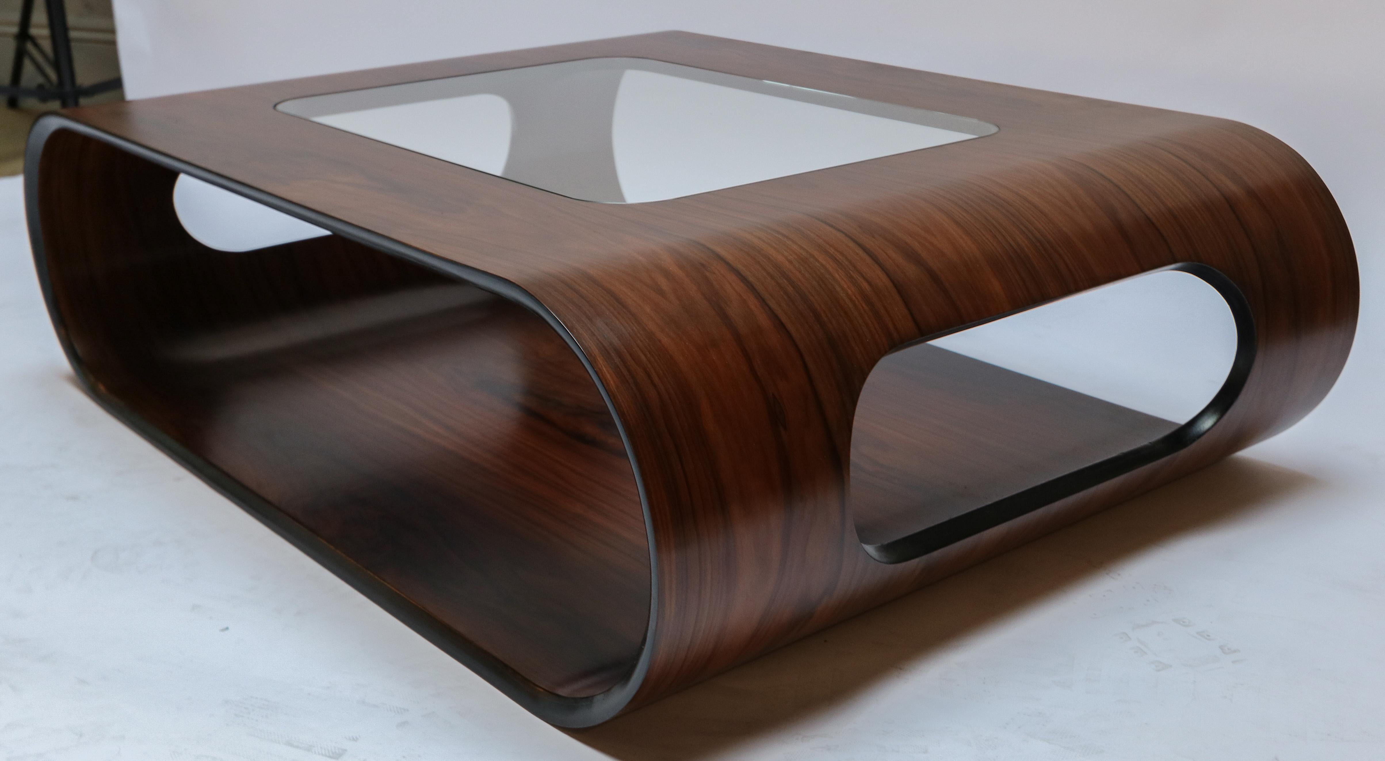 Custom Midcentury Style Rosewood Coffee Table with Glass Top by Adesso Imports In New Condition In Los Angeles, CA