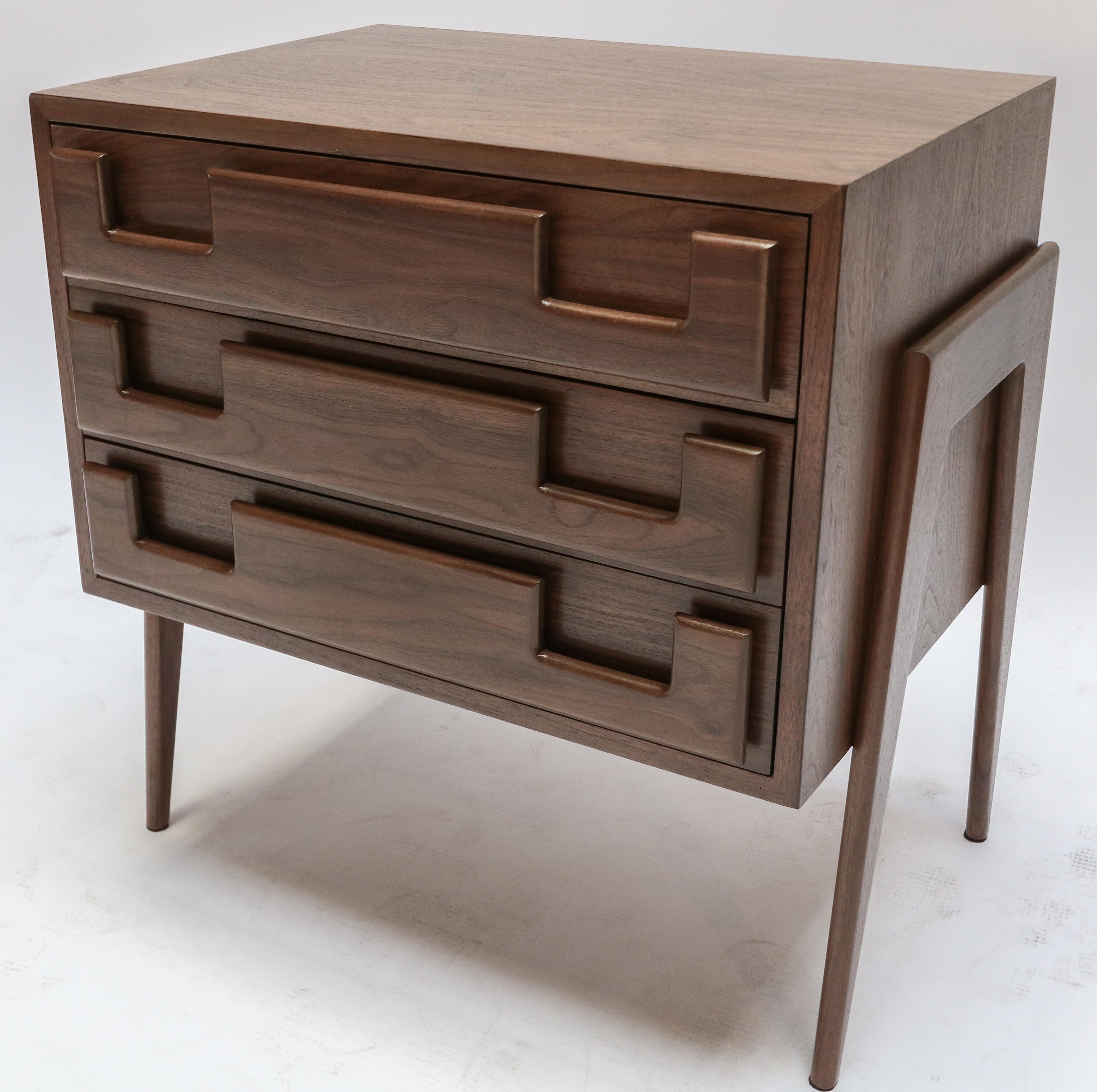 Custom midcentury style nightstands made in American walnut with three drawers.  Made in Los Angeles by Adesso Imports. 

Can be done in different sizes and wood.
