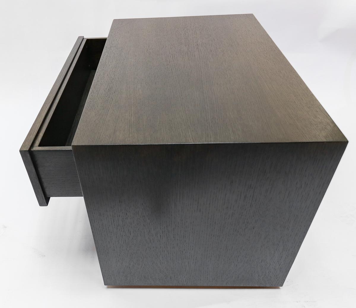 Custom Midcentury Style Dark Oak Nightstand by Adesso Imports In New Condition For Sale In Los Angeles, CA