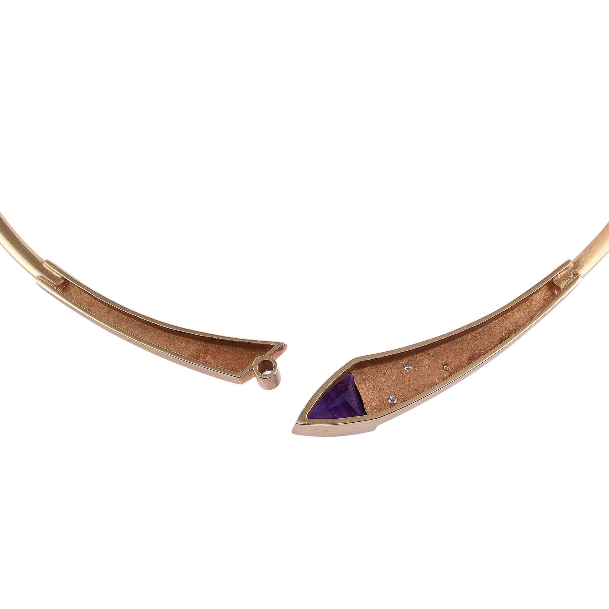 Trillion Cut Custom Modern Design Amethyst Collar Necklace For Sale