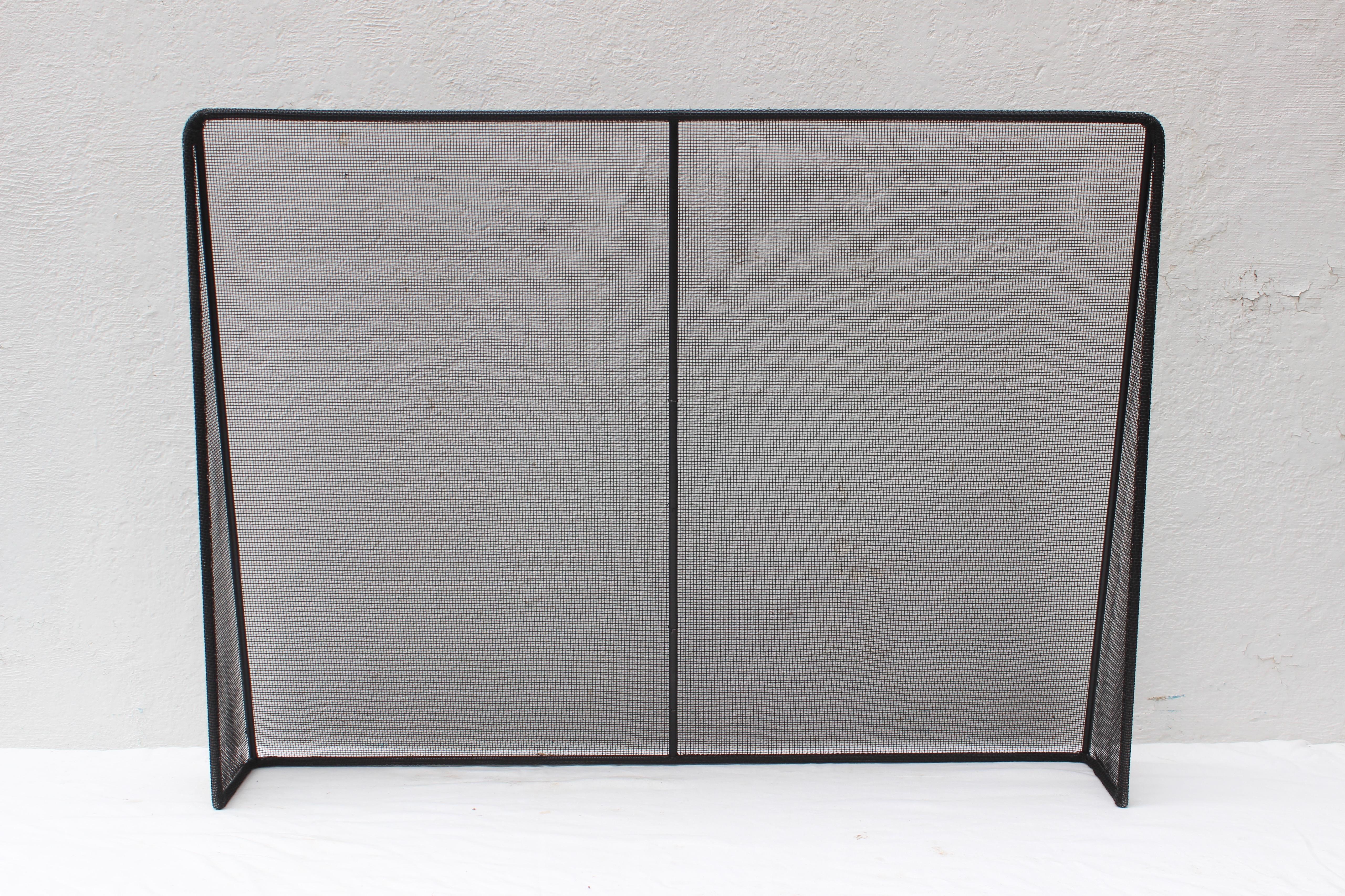 Custom Modern Metal Fireplace Screen by JED Design In New Condition In East Hampton, NY