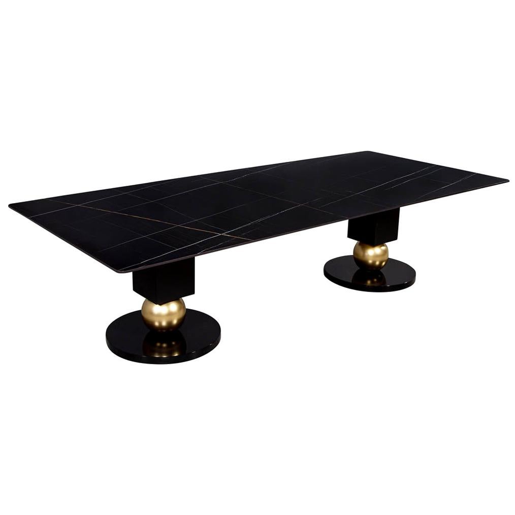 Table de salle à manger moderne en porcelaine noire sur mesure avec piédestaux géométriques en vente