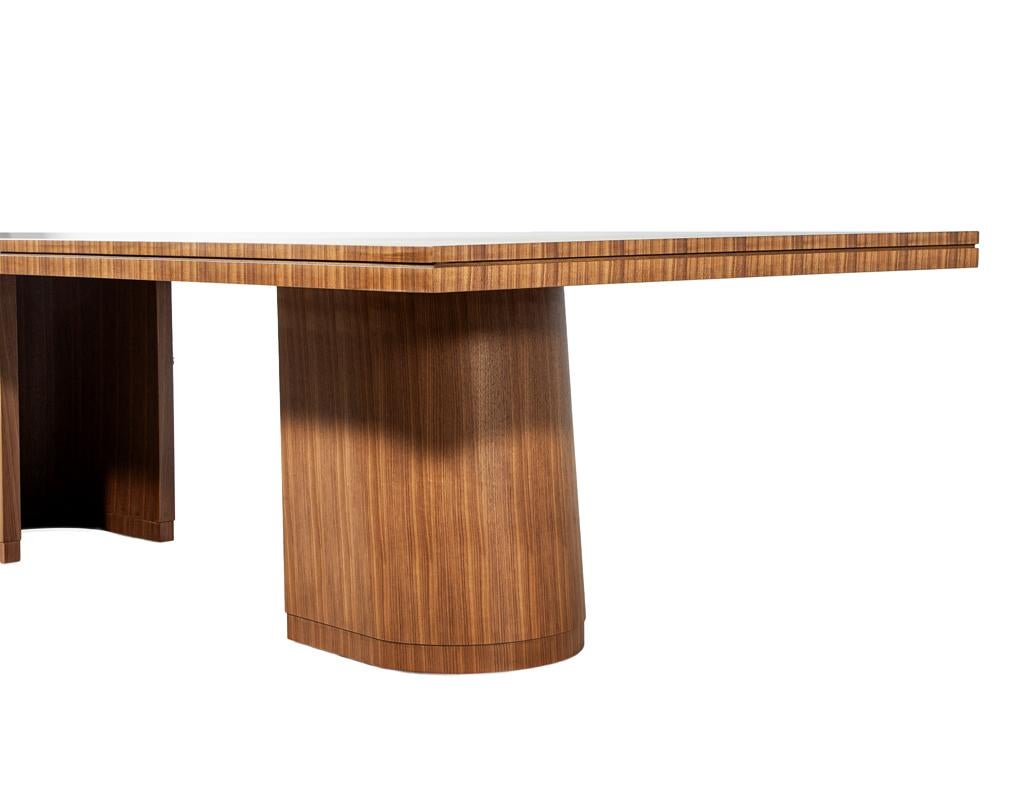 Custom Modern Walnut Dining Table with Curved Pedestal Design For Sale 2