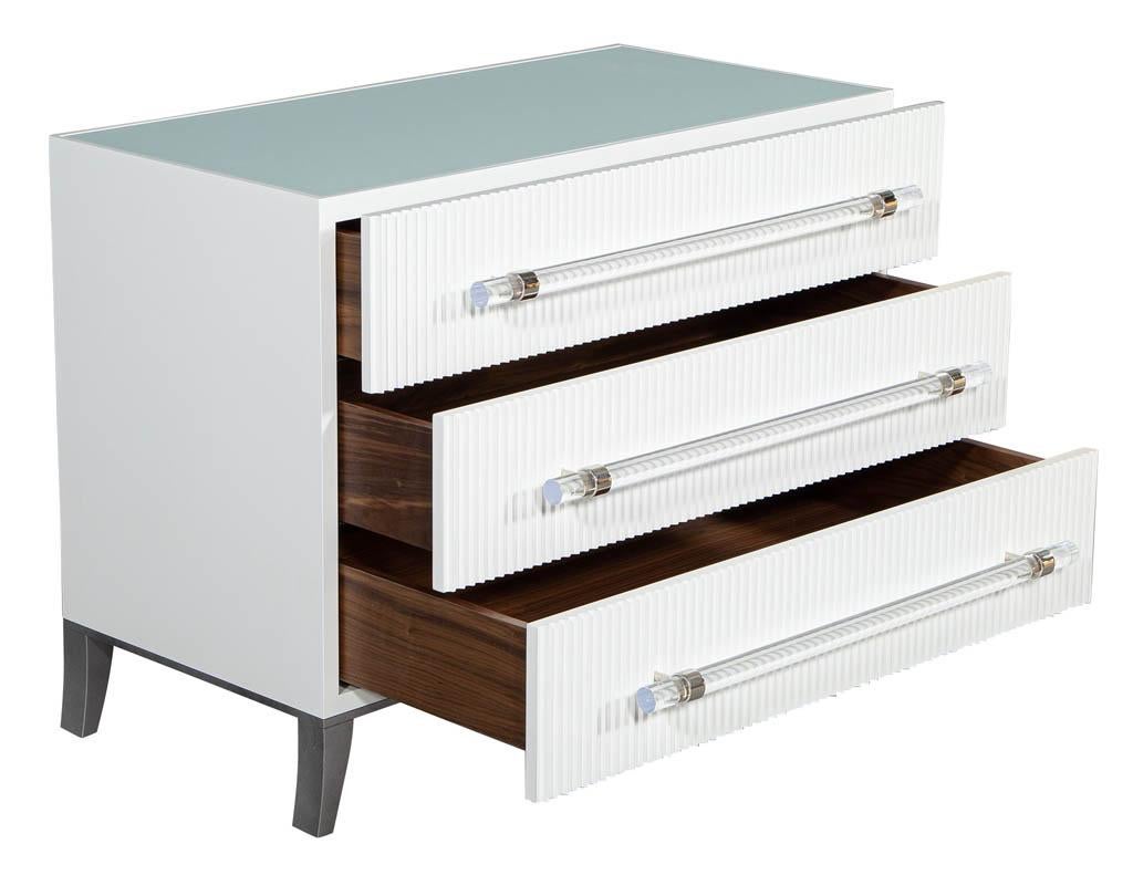 Custom Modern White Chests with Ribbed Facade In New Condition For Sale In North York, ON
