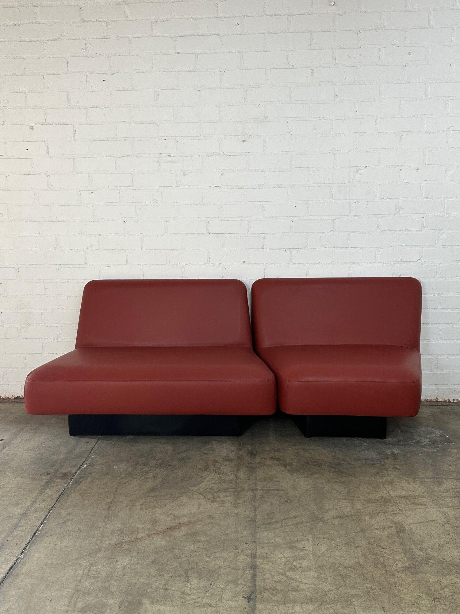 Late 20th Century Custom Modular seating by Naughtone For Sale