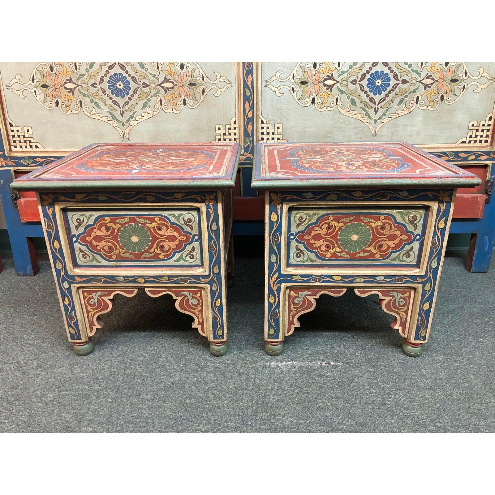 Custom Monumental Moroccan Queen Bed Frame and Nightstands For Sale 10