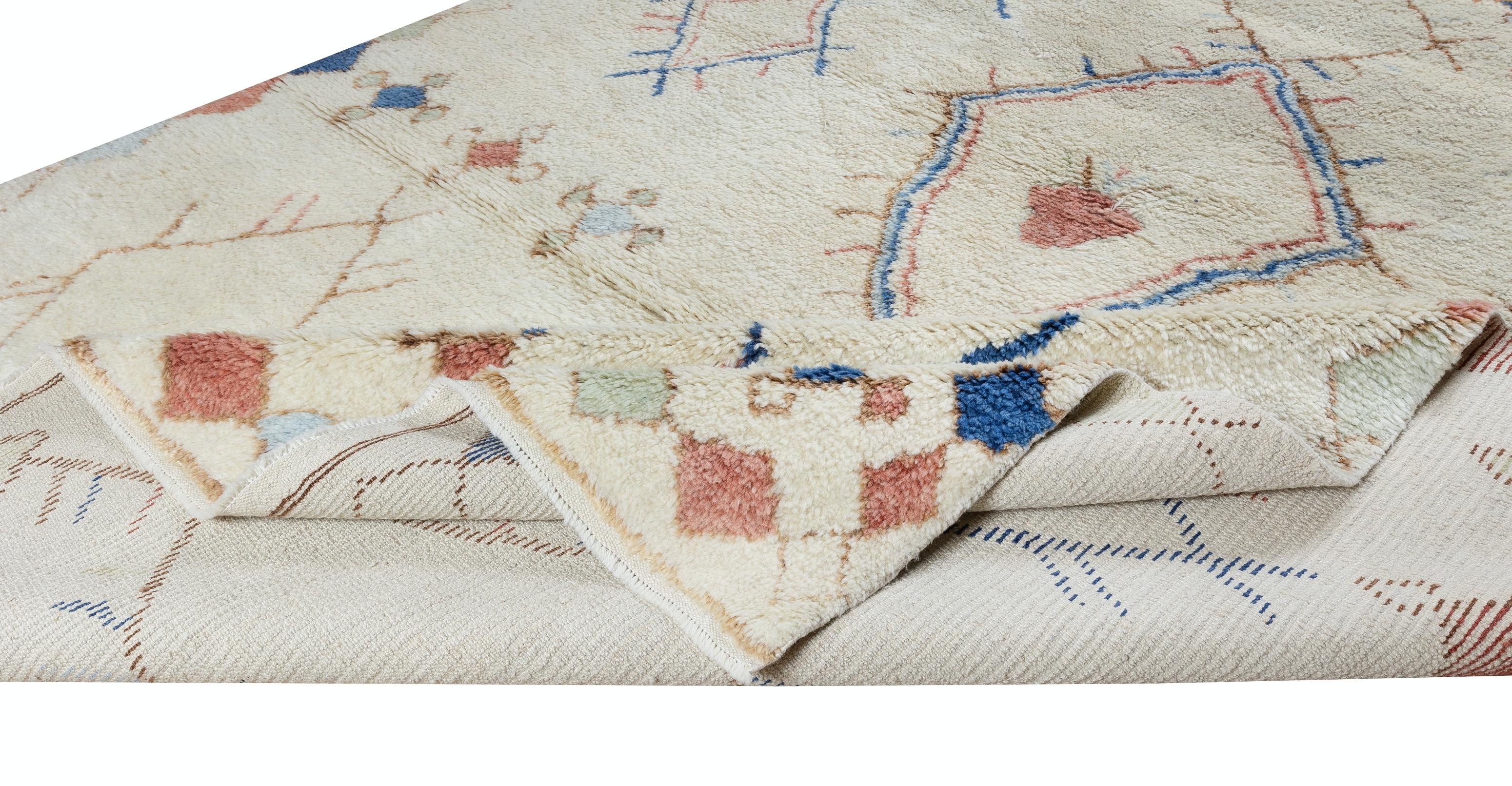 Maßgefertigter marokkanischer Tulu-Teppich aus Berber, 100 % weiche, gemütliche Wolle, moderner handgeknüpfter Teppich (Moderne) im Angebot