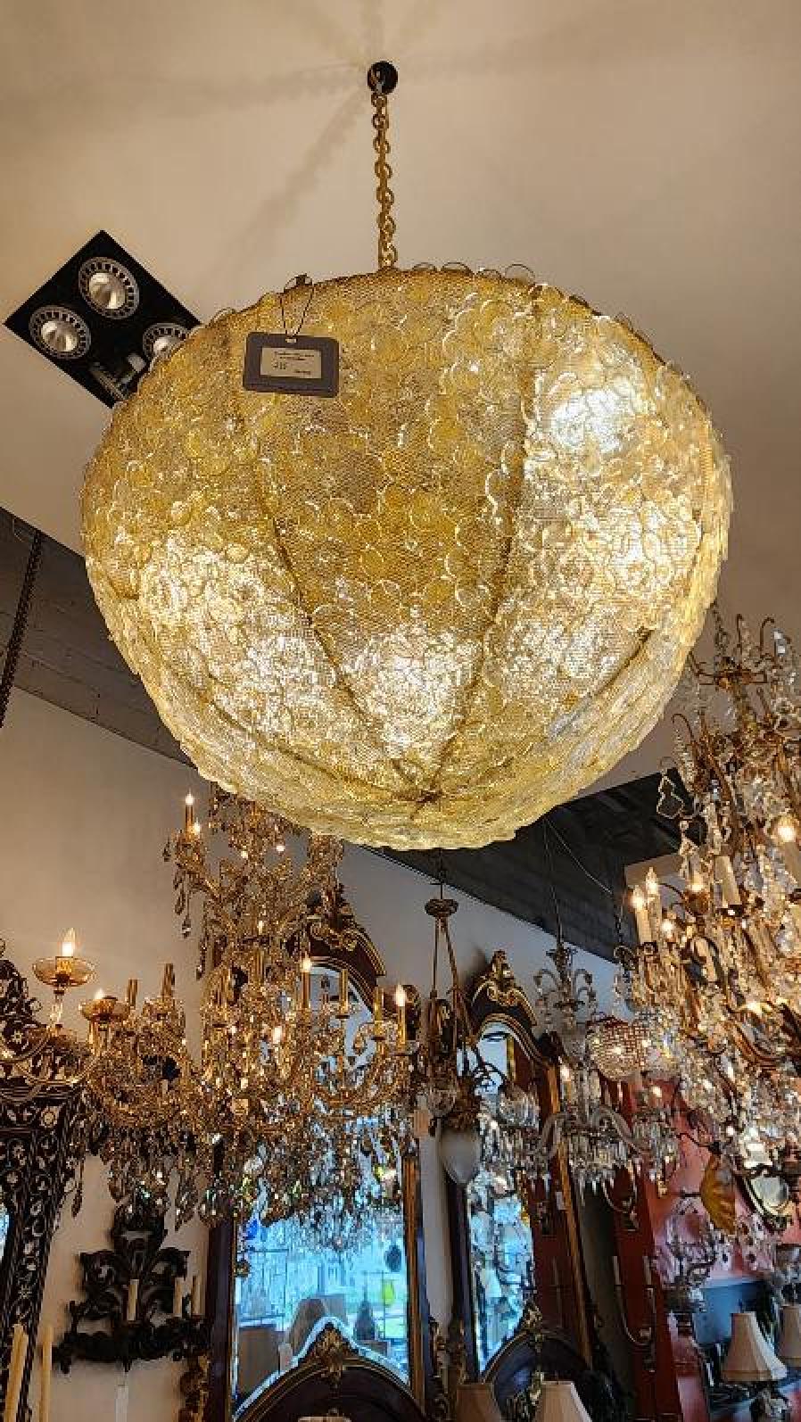 Mid-Century moderno Lampadario personalizzato in stile Murano in vendita