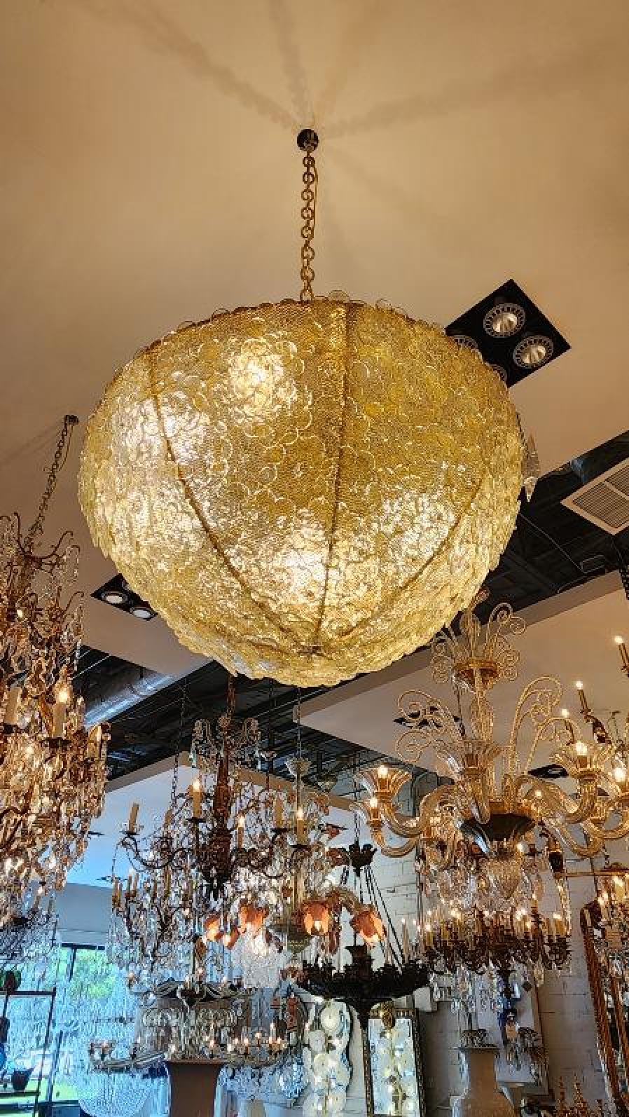 Italiano Lampadario personalizzato in stile Murano in vendita